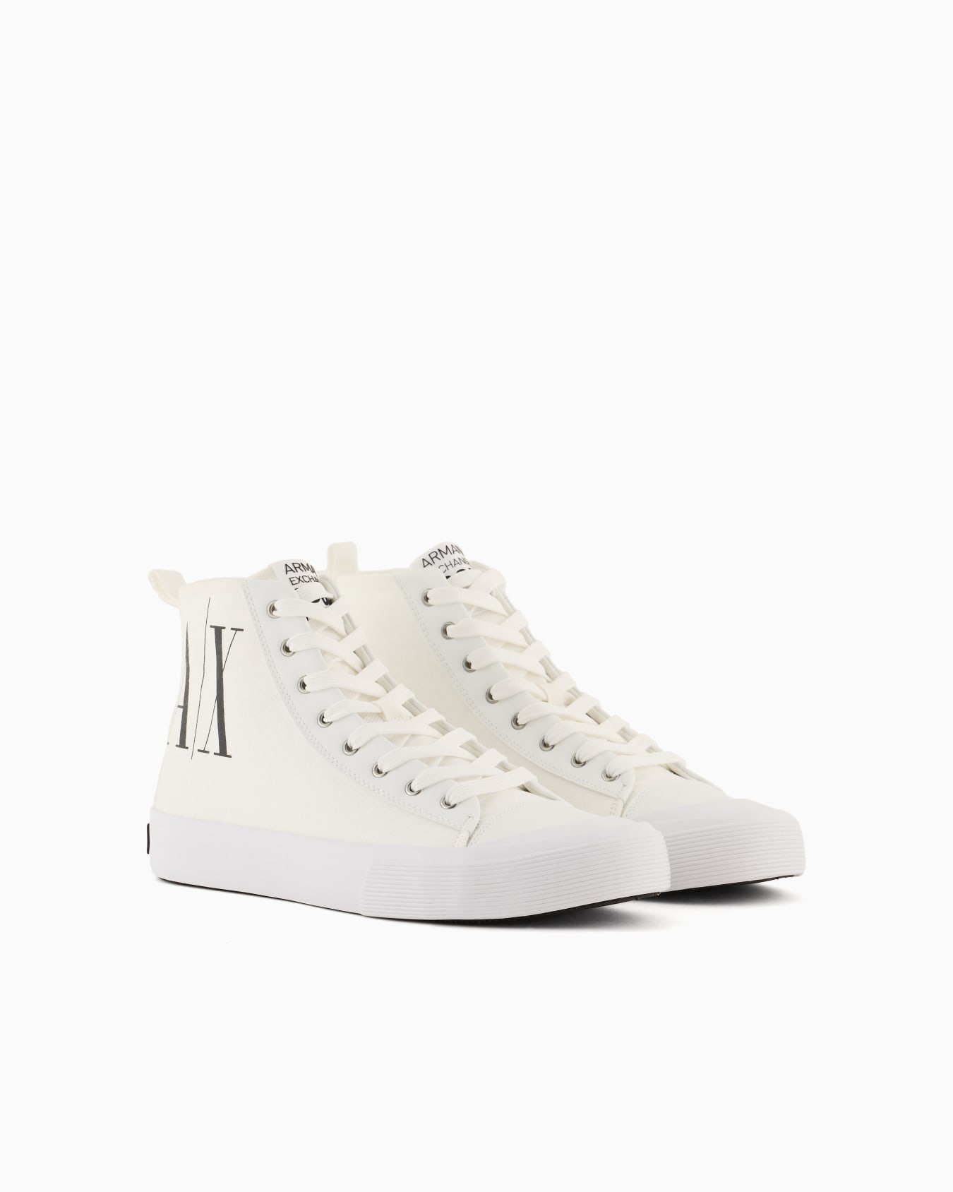Sneakers with logo Slide 1