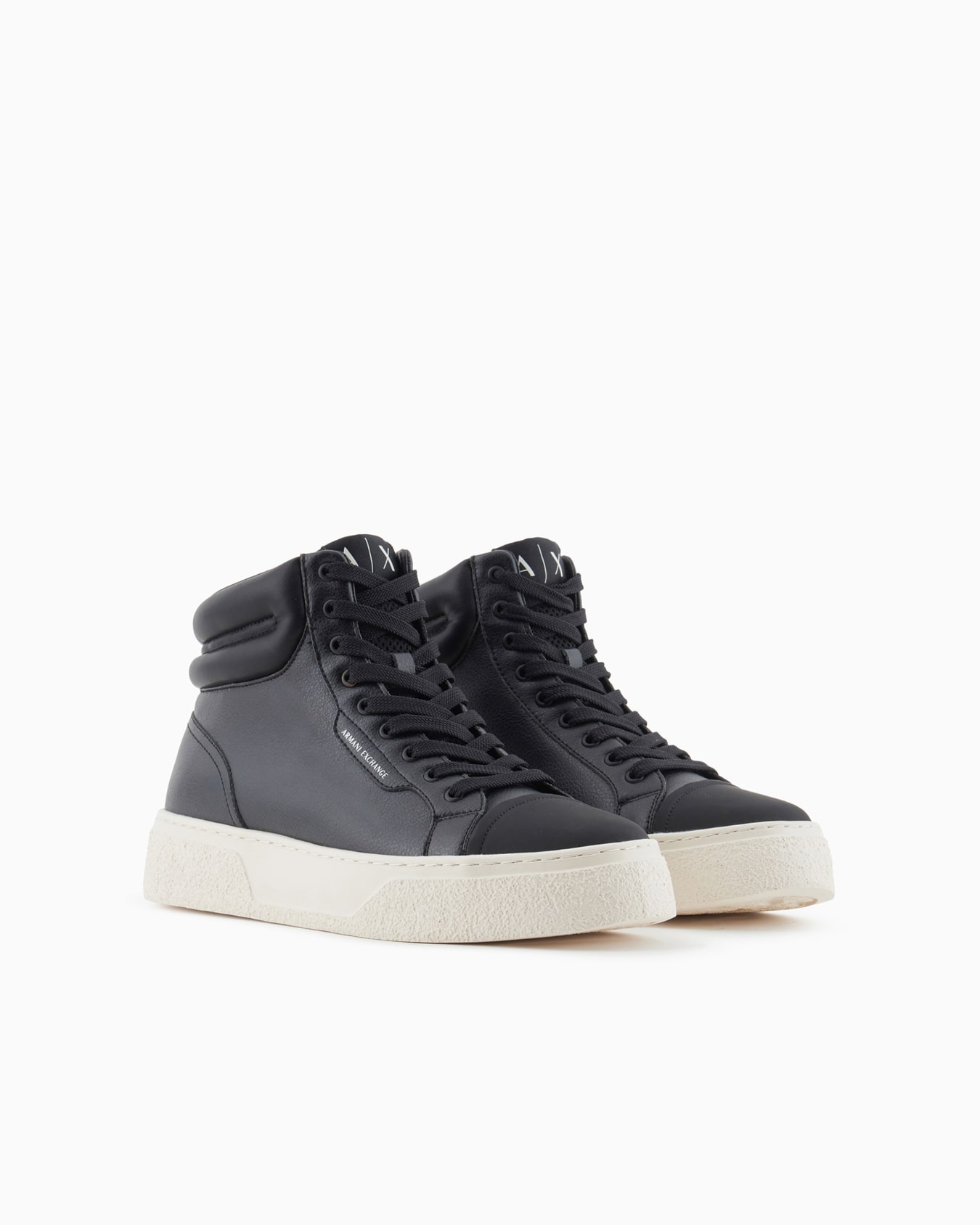 Leather sneakers with contrasting profile Slide 1