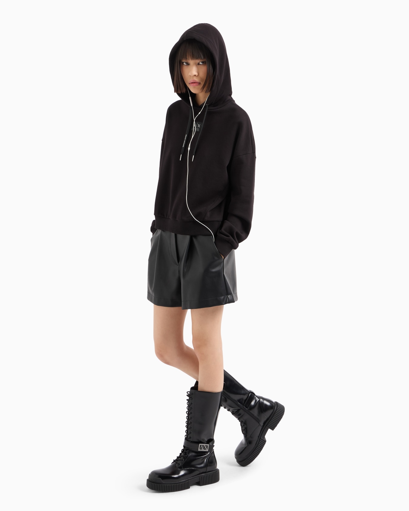 French terry hoodie with logo label Slide 3