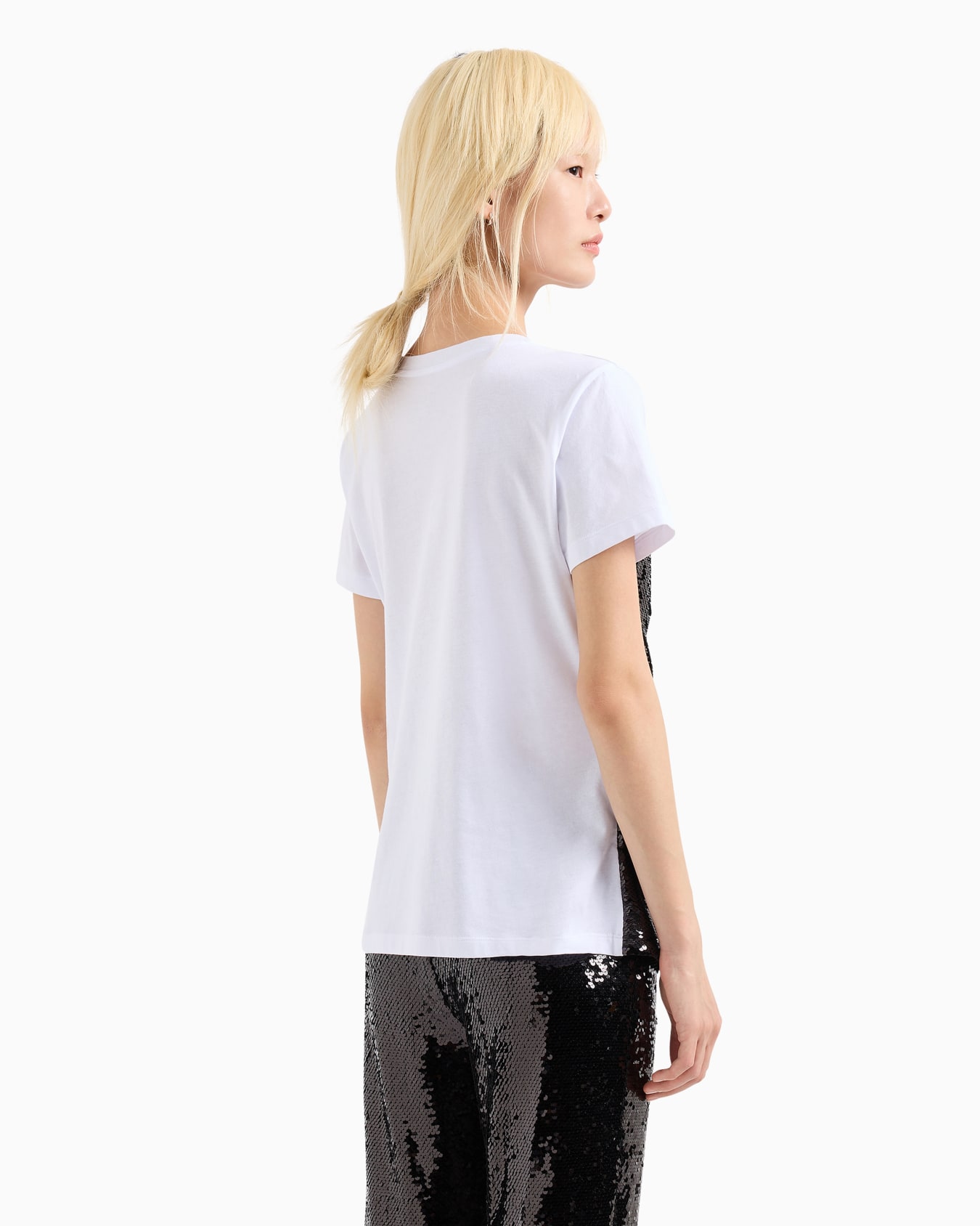 Camiseta con top de lentejuelas en la parte delantera Diapositiva 2