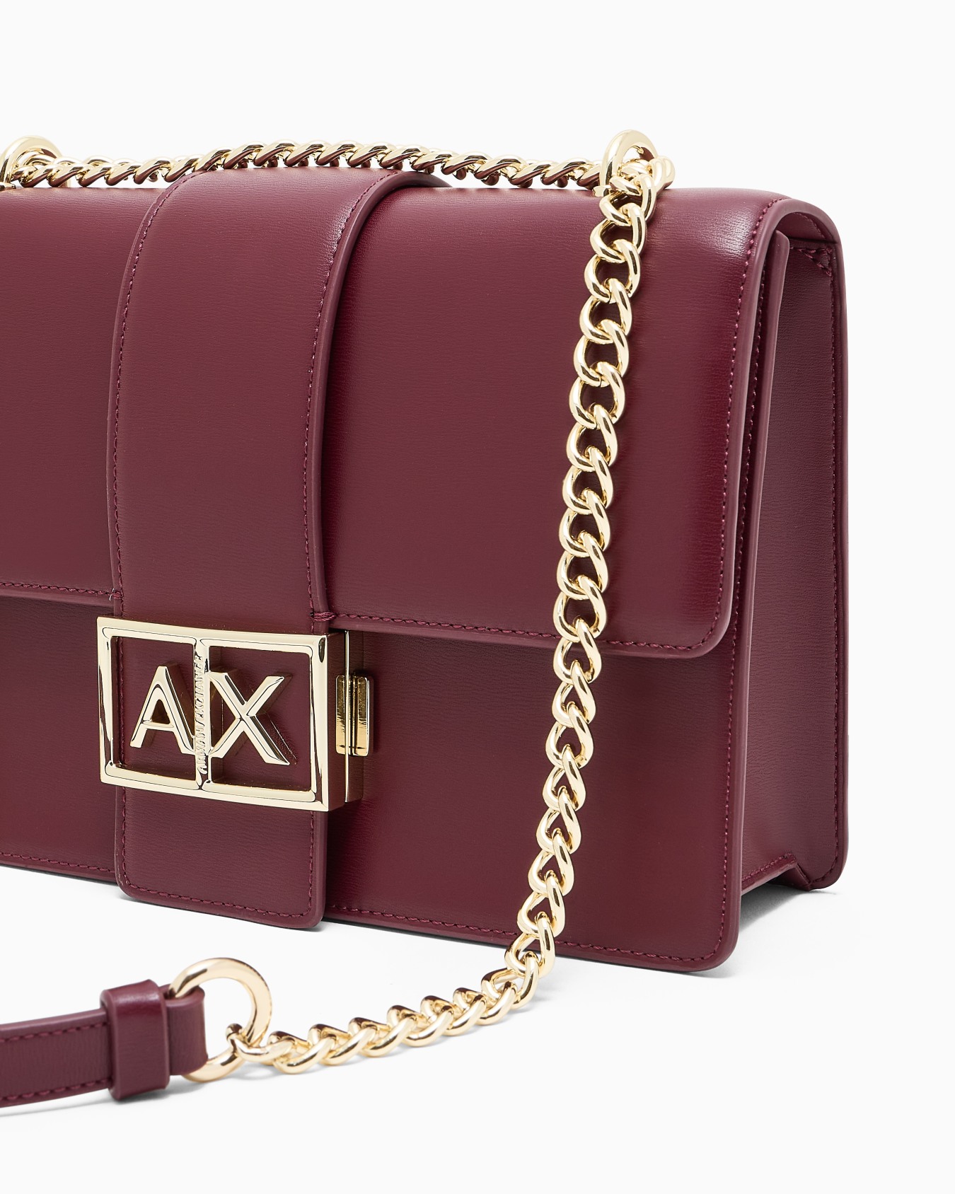 Shoulder bag with metal logo Slide 4
