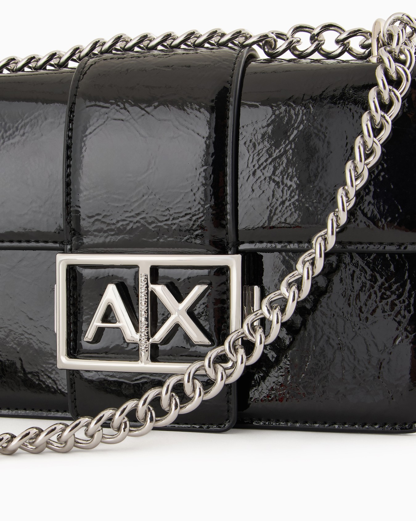 Shoulder bag with metal logo Slide 5