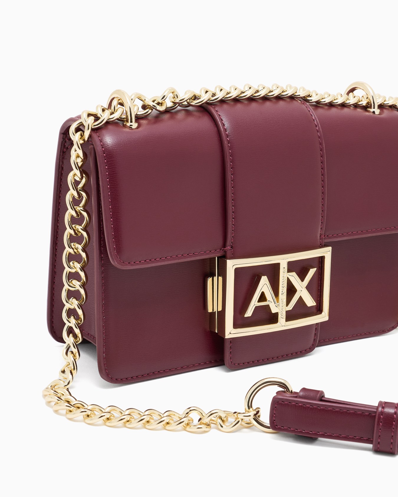 Shoulder bag with metal logo Slide 4