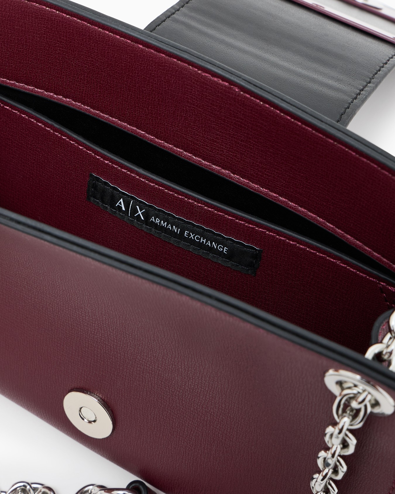 Trapeze shoulder bag with logo Diapositiva 3