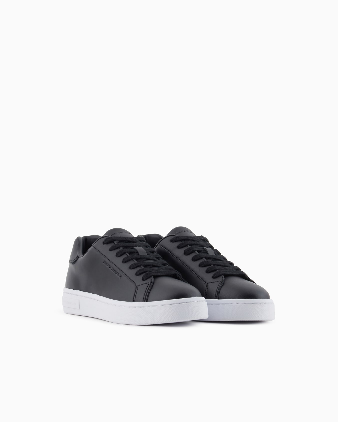 Sneakers with laces and logo Slide 1