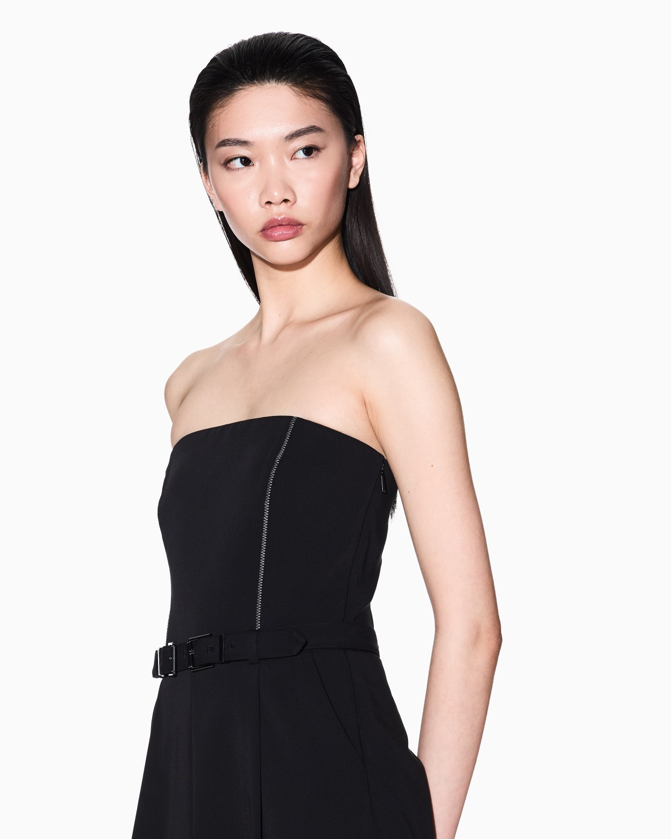 Jumpsuit with pleats and belt Slide 3
