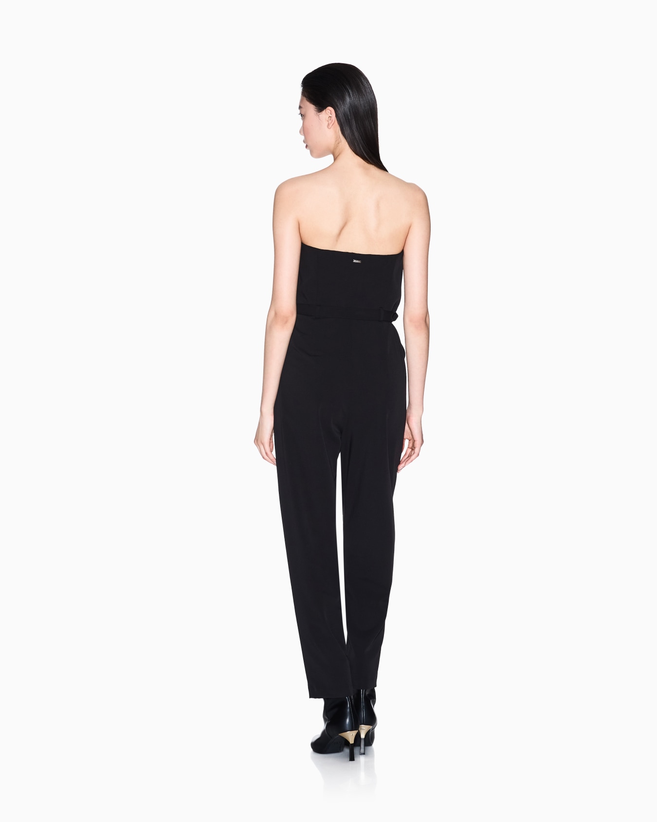 Jumpsuit with pleats and belt Slide 2