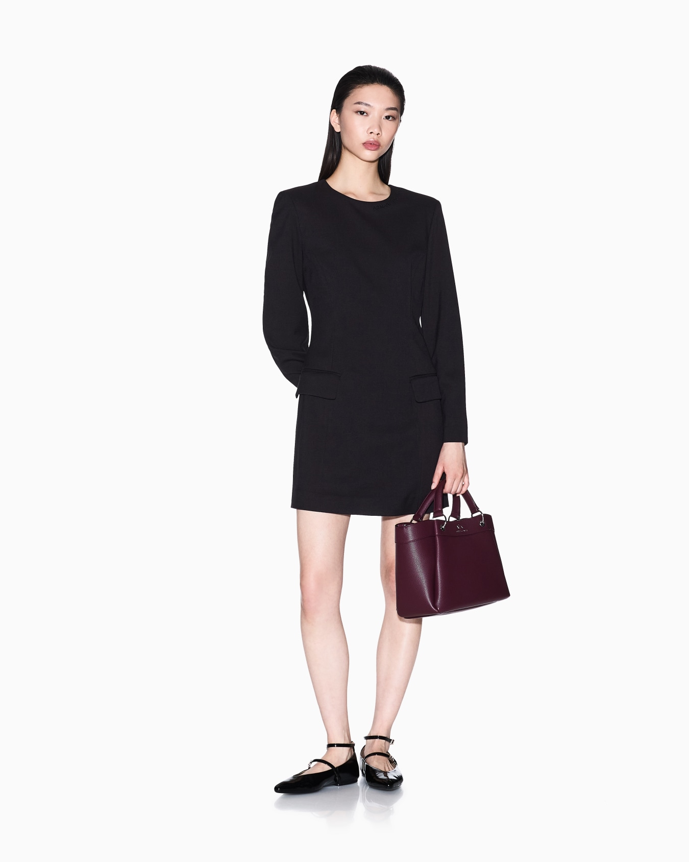 Short flared dress Slide 1