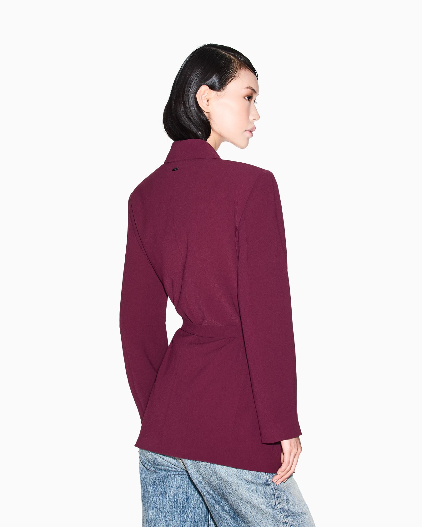 Jacket with thin belt Slide 2