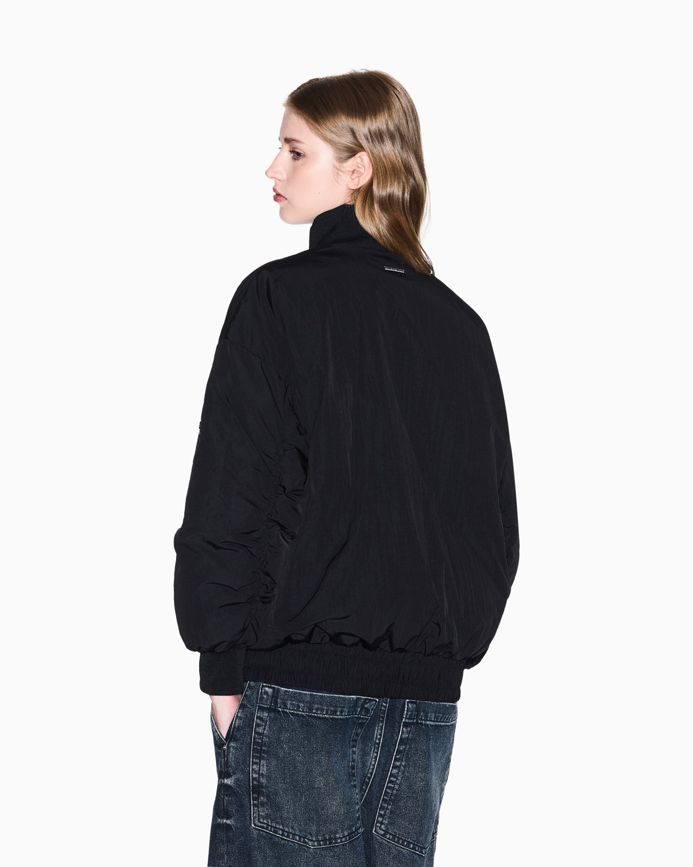 Recycled nylon bomber jacket Diapositiva 2