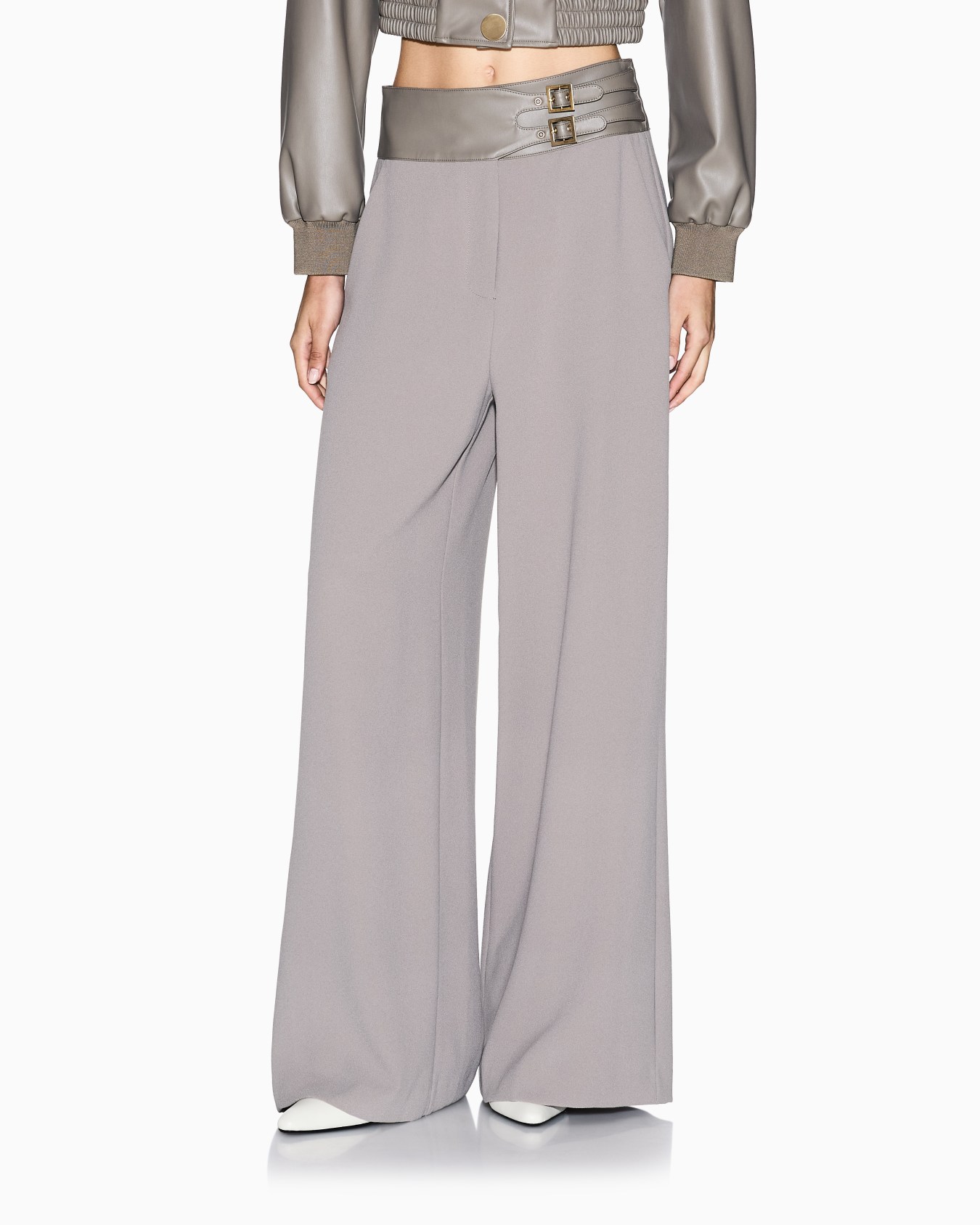 Palazzo trousers with straps Slide 3