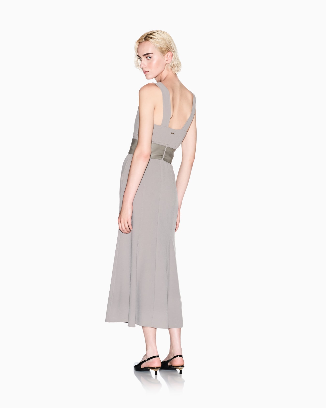 Longuette dress with belt Slide 2
