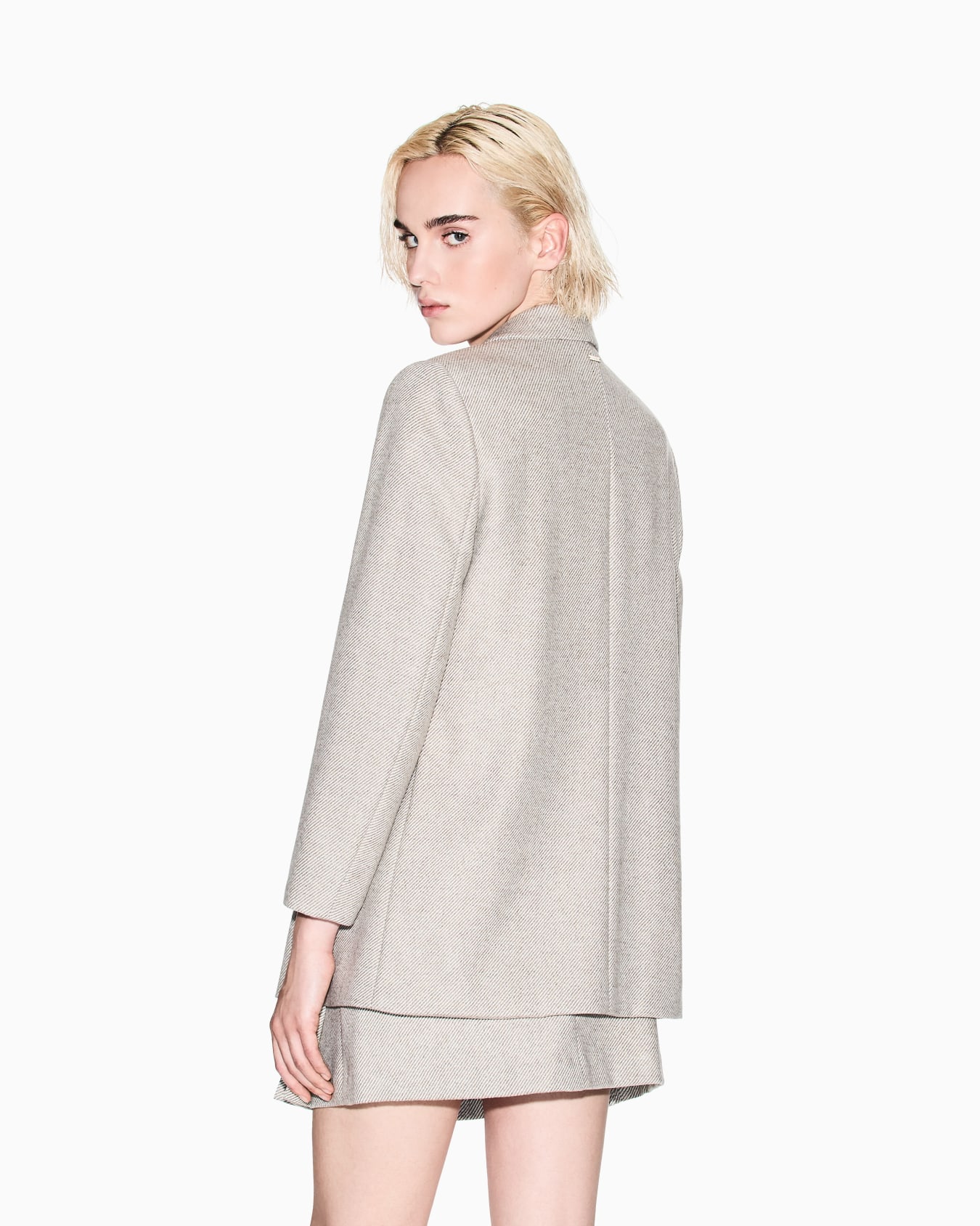 Double-breasted herringbone jacket Slide 2