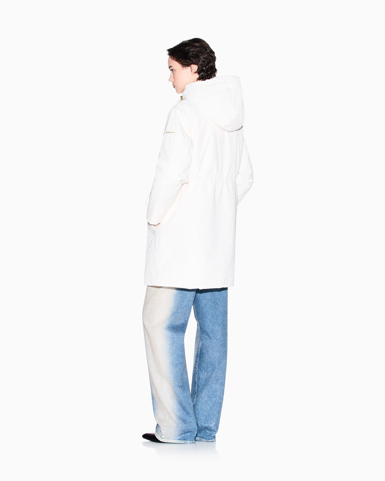 Recycled fabric parka with hood Slide 3