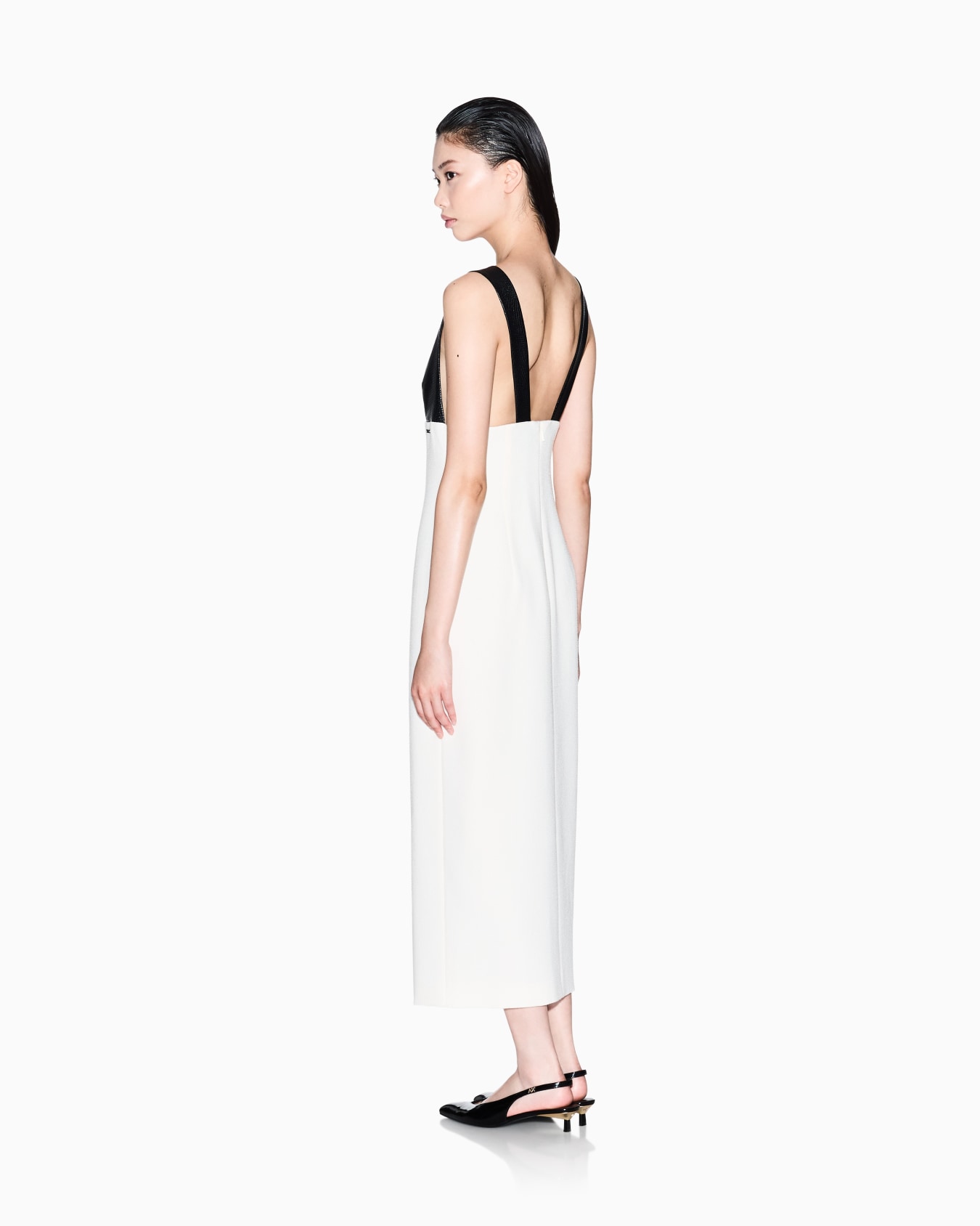 Longuette dress with slit Slide 2