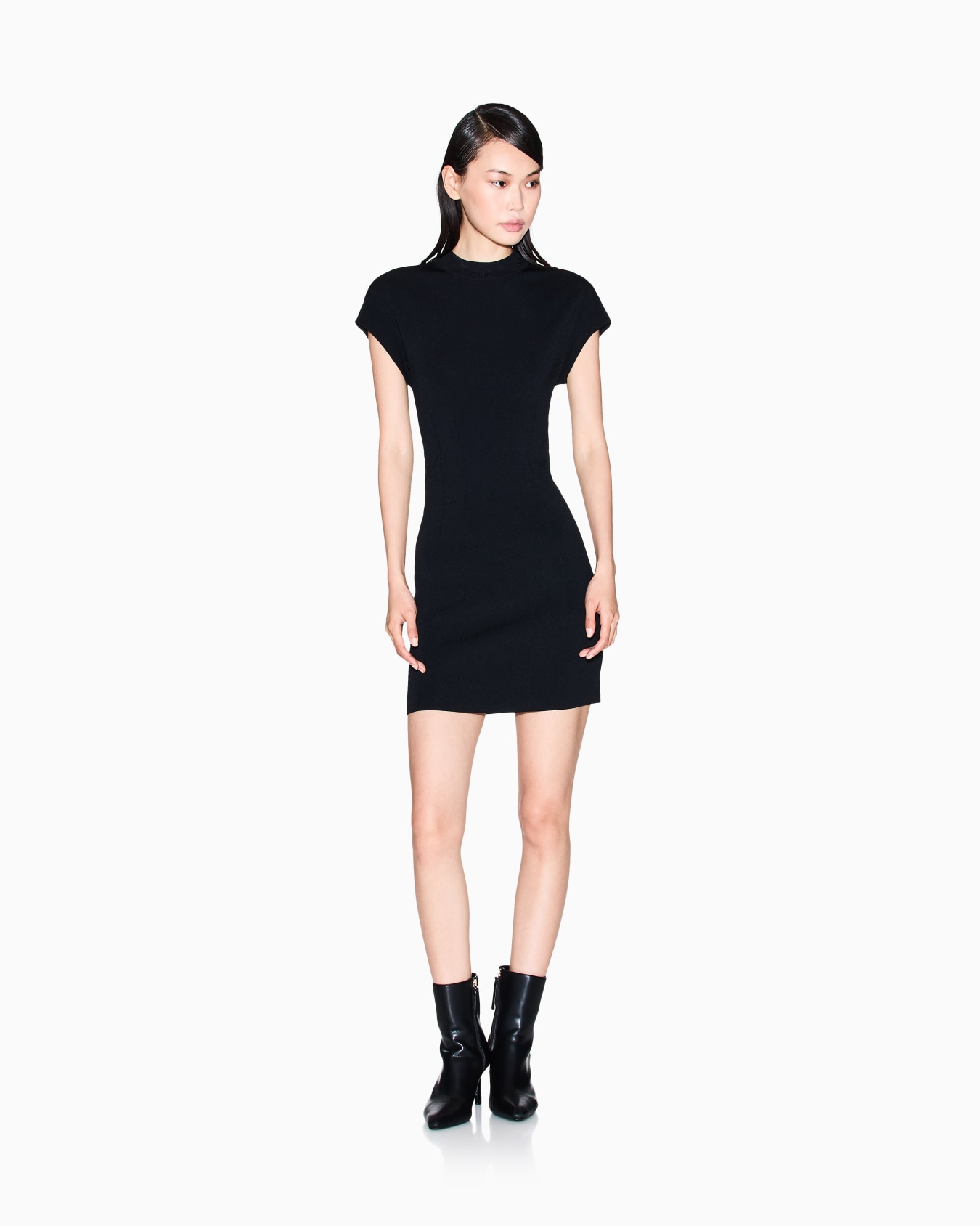 Short Dresses Slide 1