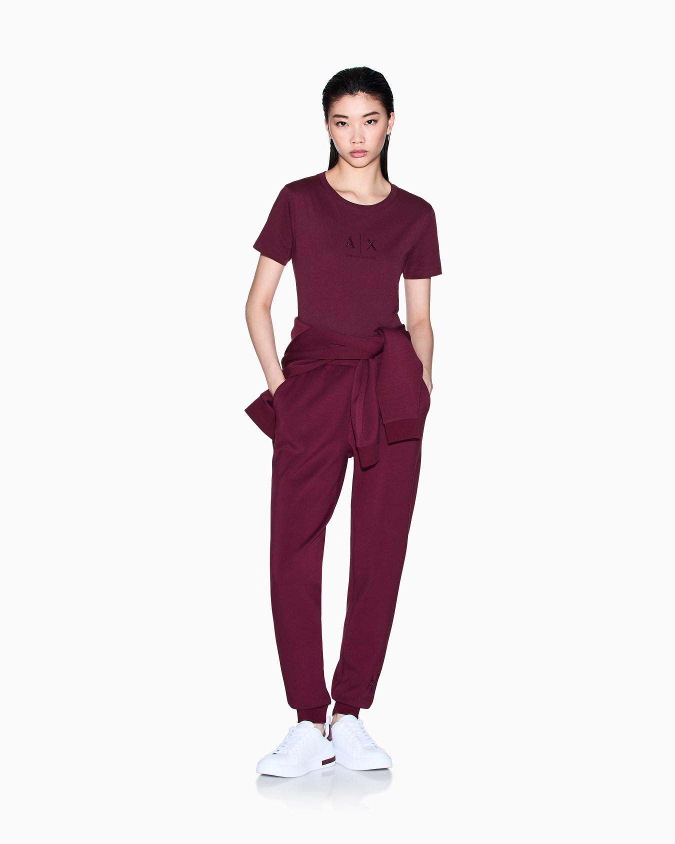 Icon Jogger Pants Slide 3