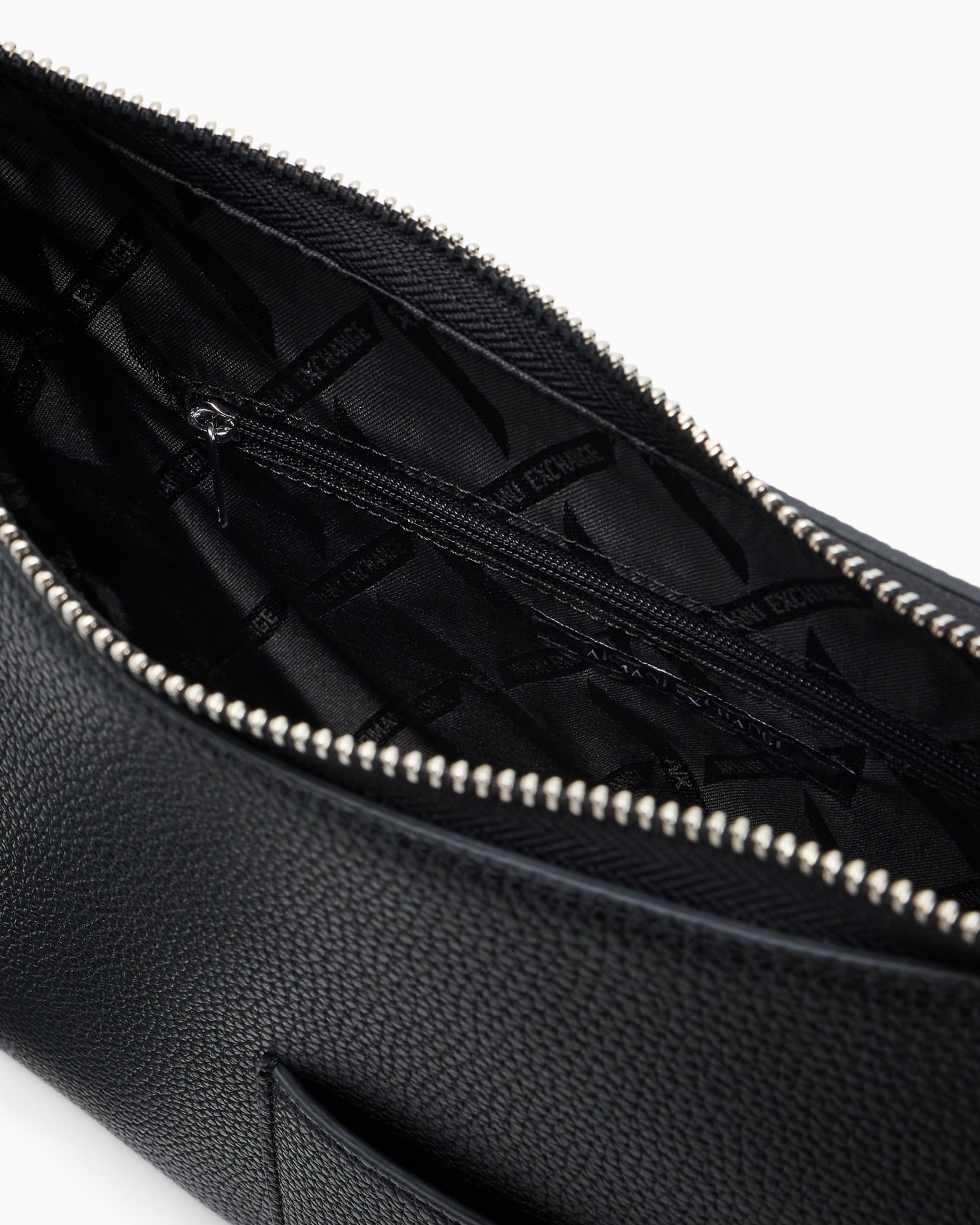 Shoulder bag with card holder Slide 3