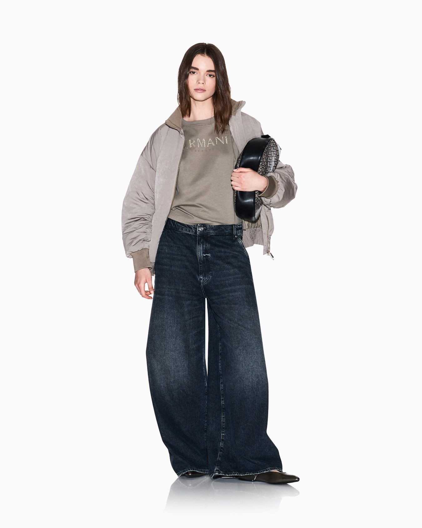 Cropped T-Shirts Slide 1