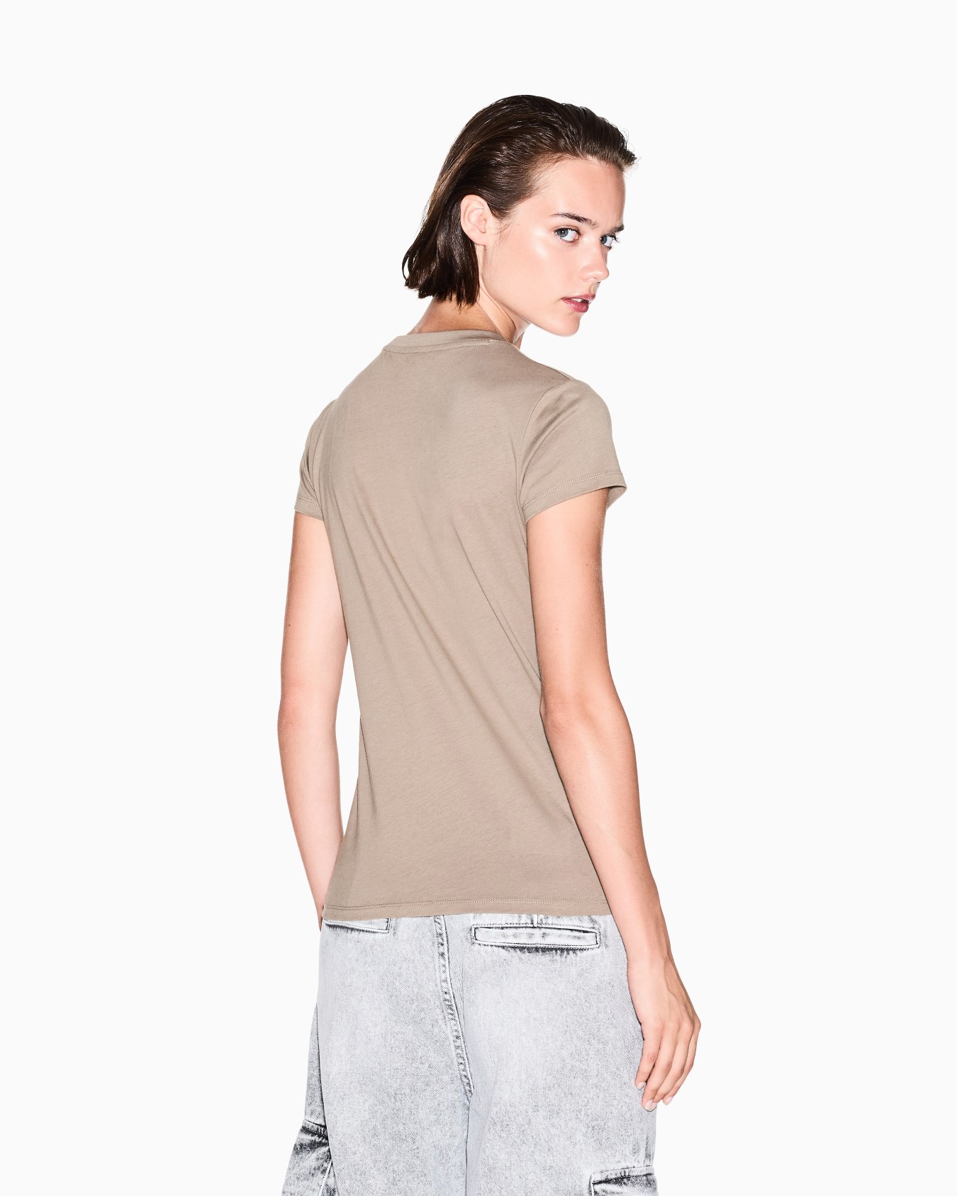 Slim Fit T-Shirts Diapositiva 2