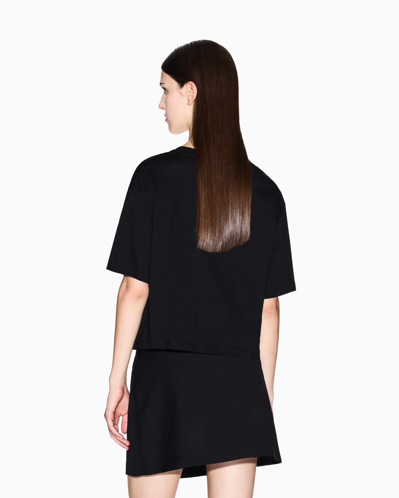 Cropped T-Shirts Slide 2