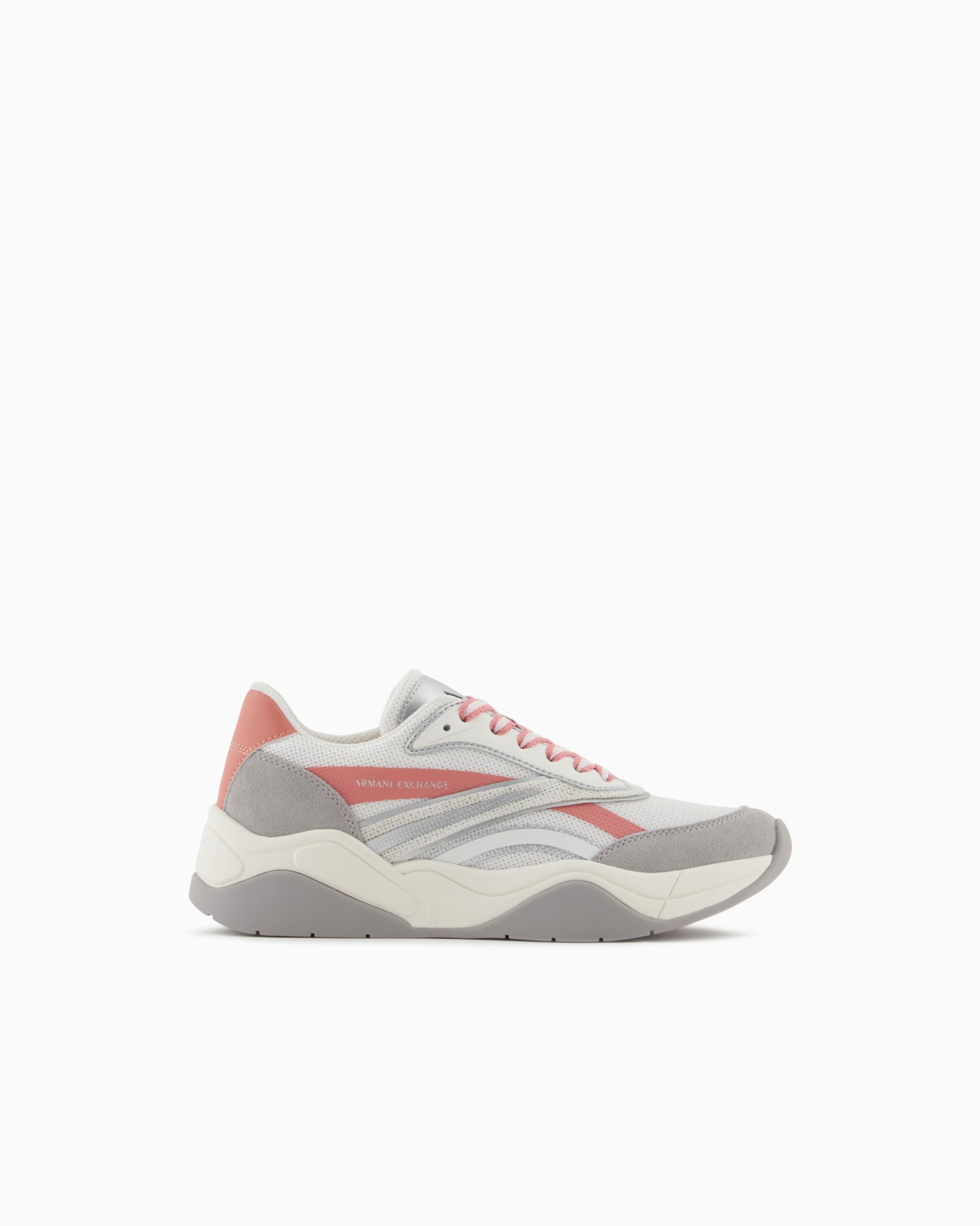 Leather sneakers with contrasting inserts Slide 0