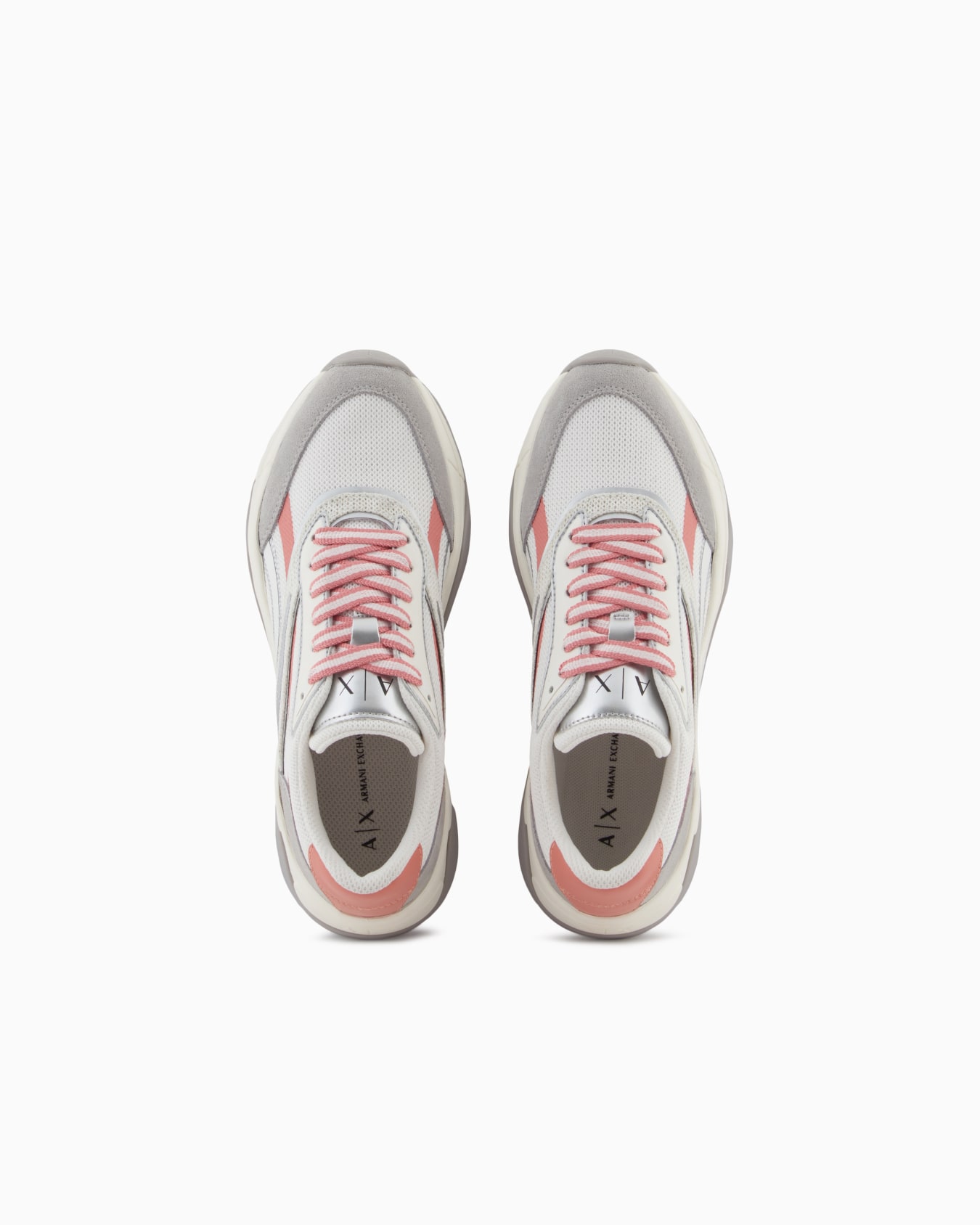 Leather sneakers with contrasting inserts Slide 2