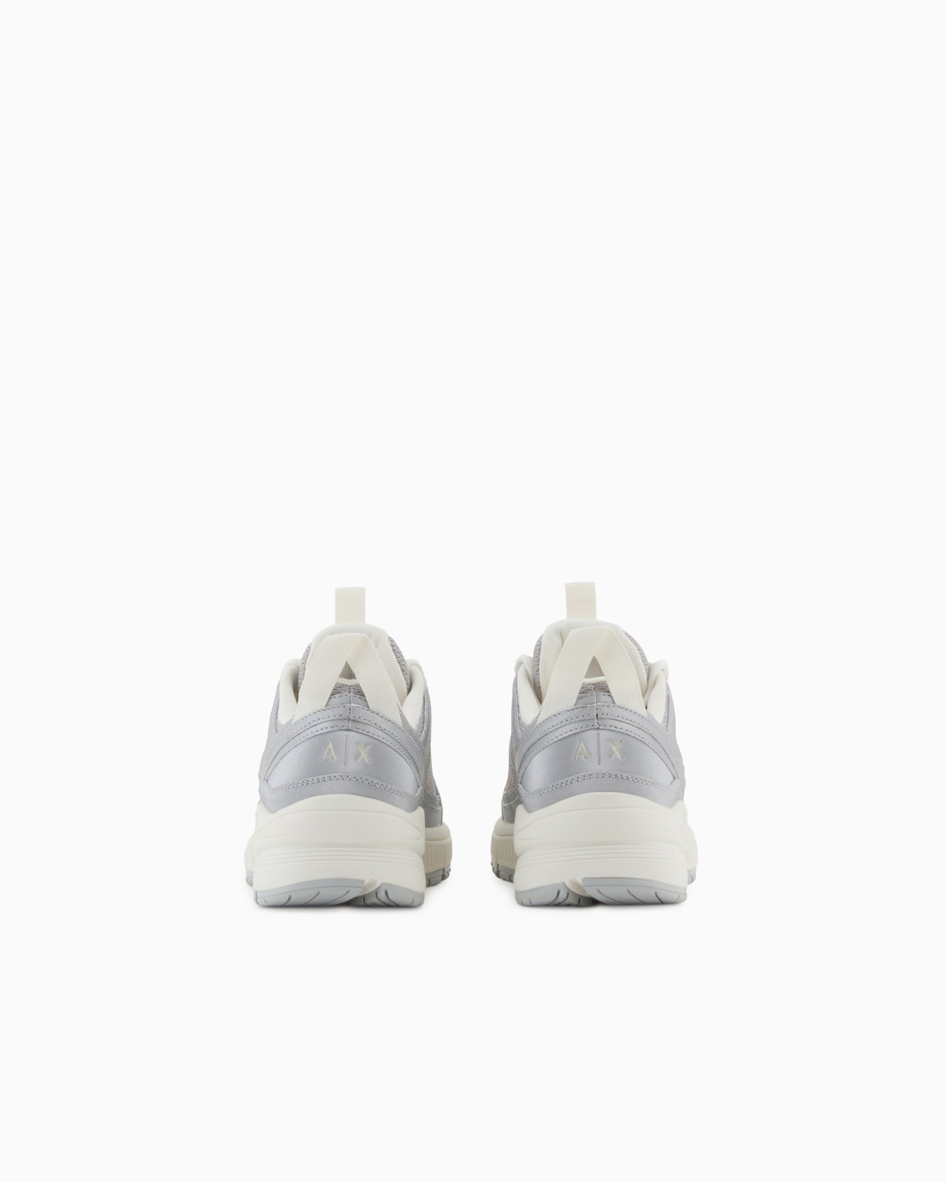 Sneakers Slide 3
