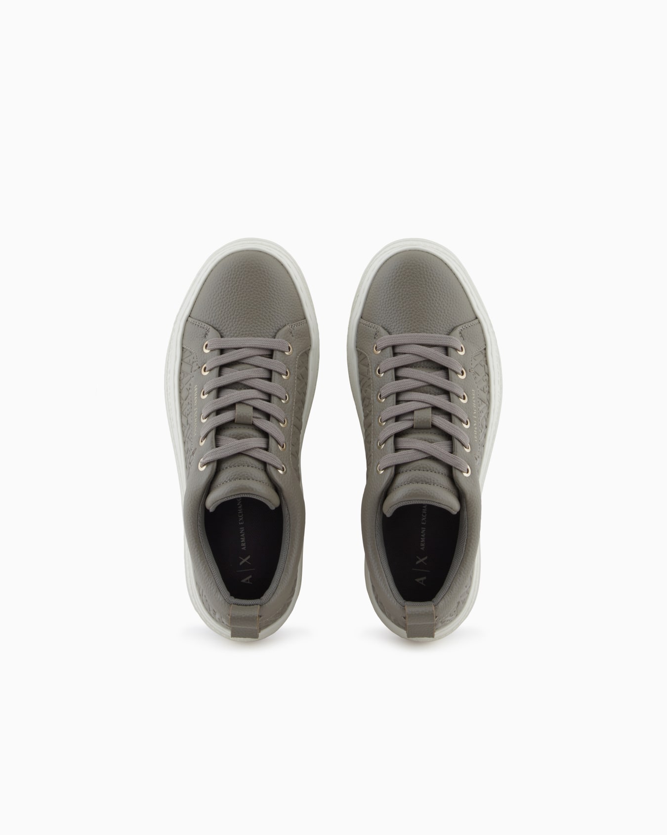 Sneakers Slide 2