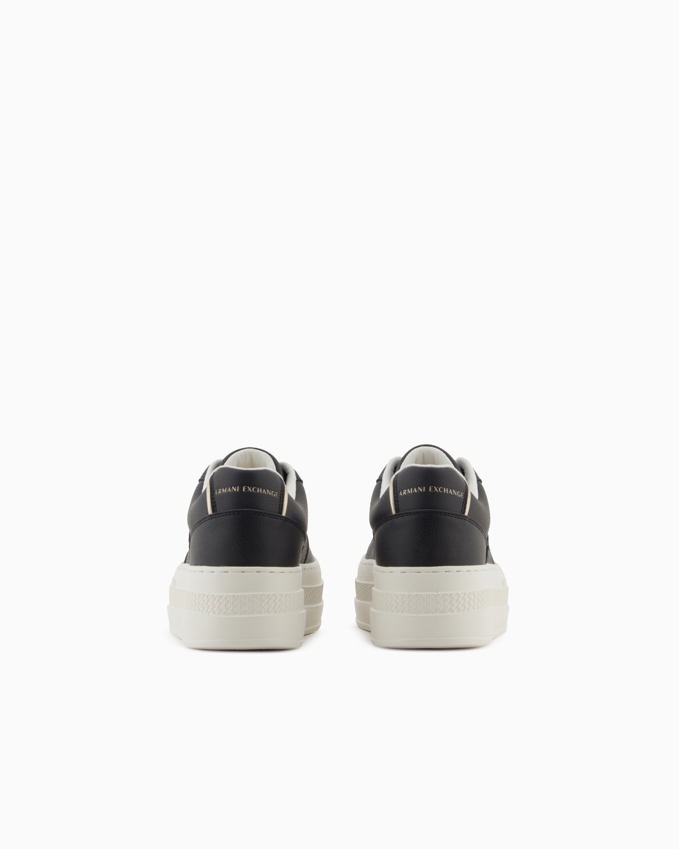 Sneakers Slide 3