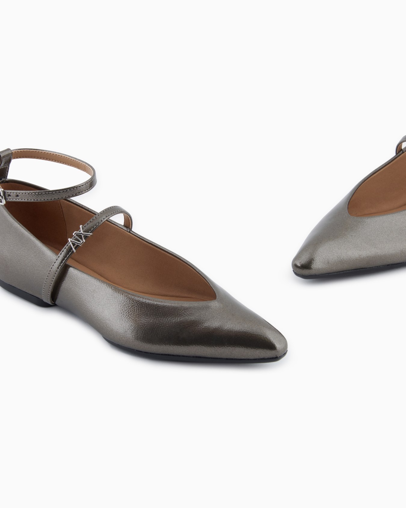 Pointed toe ballerinas with straps Slide 4
