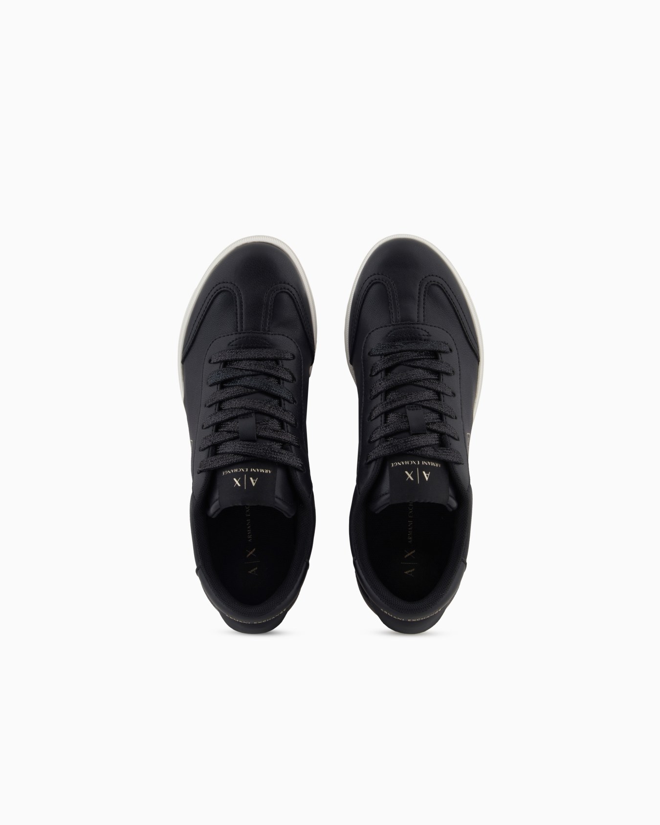Sneakers Slide 2