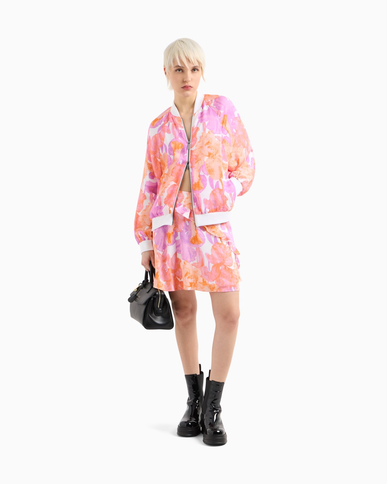 Bomber jacket in floral fabric Slide 3