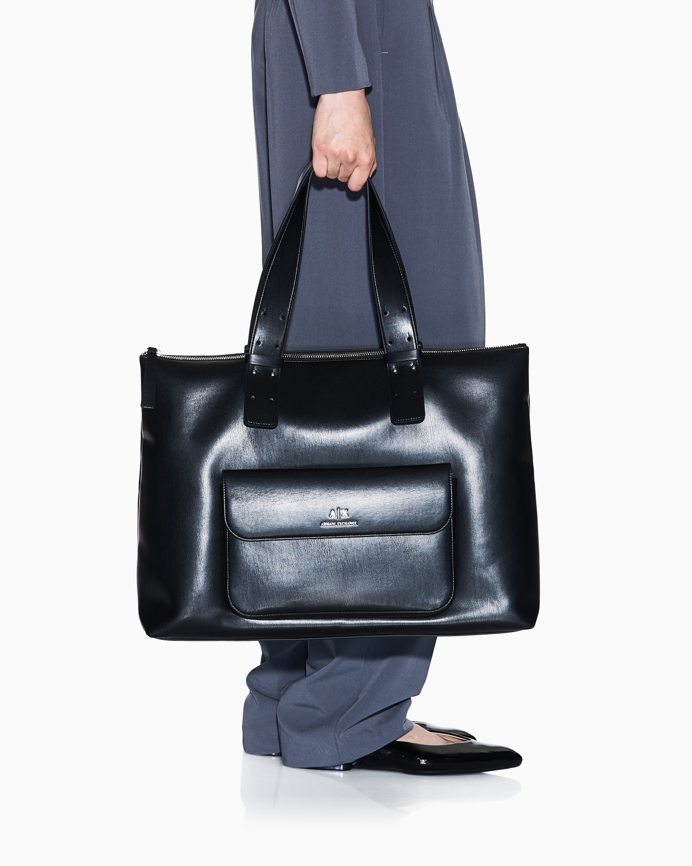 Handtasche mit Außentasche Folie 5