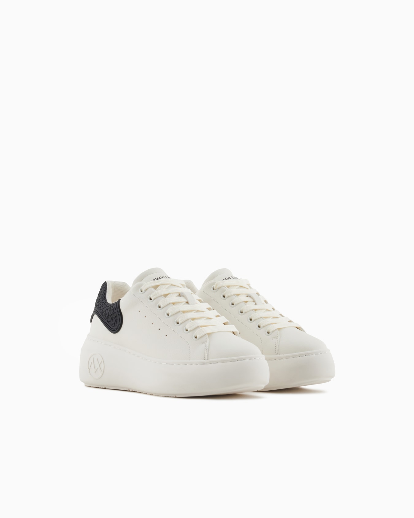 Sneaker Folie 1