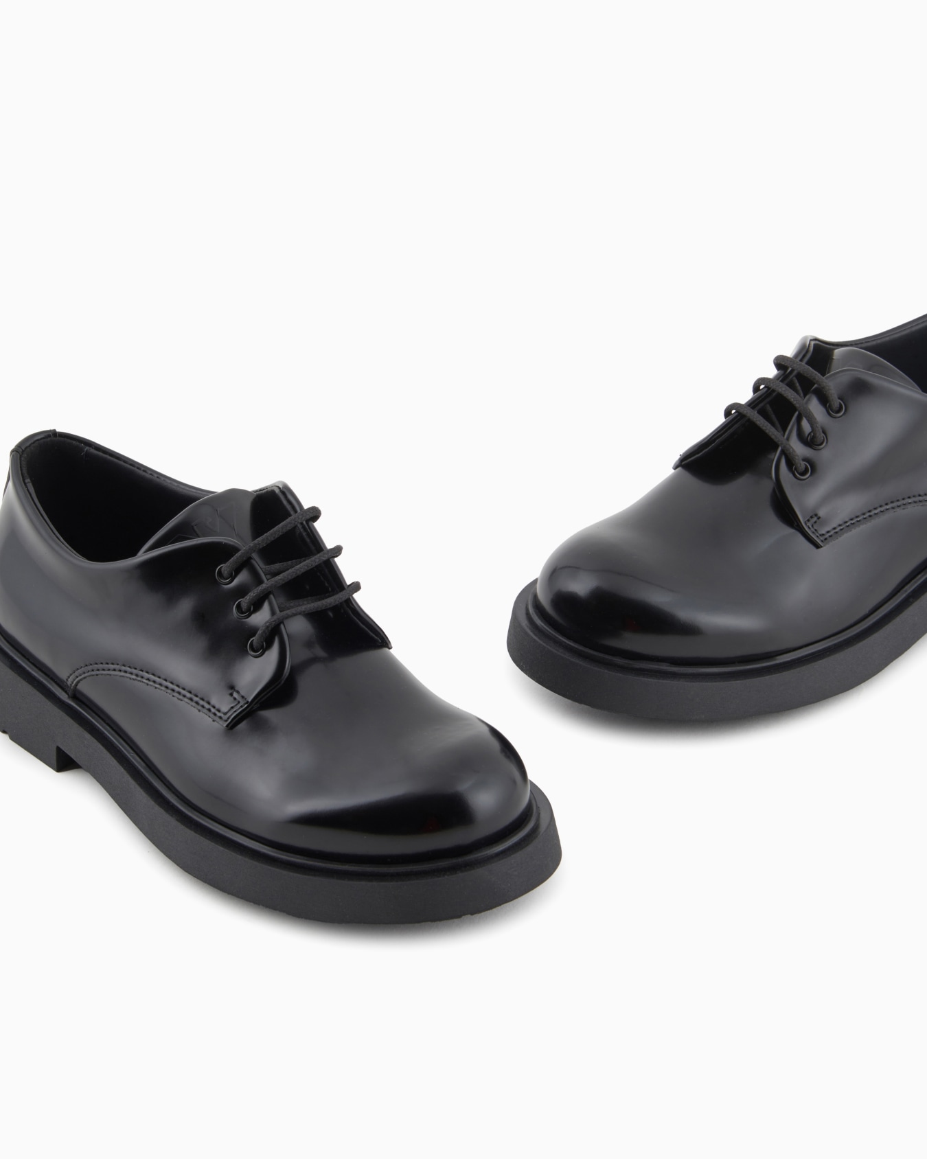 Chaussures à lacets en matière abrasée Diapositive 4