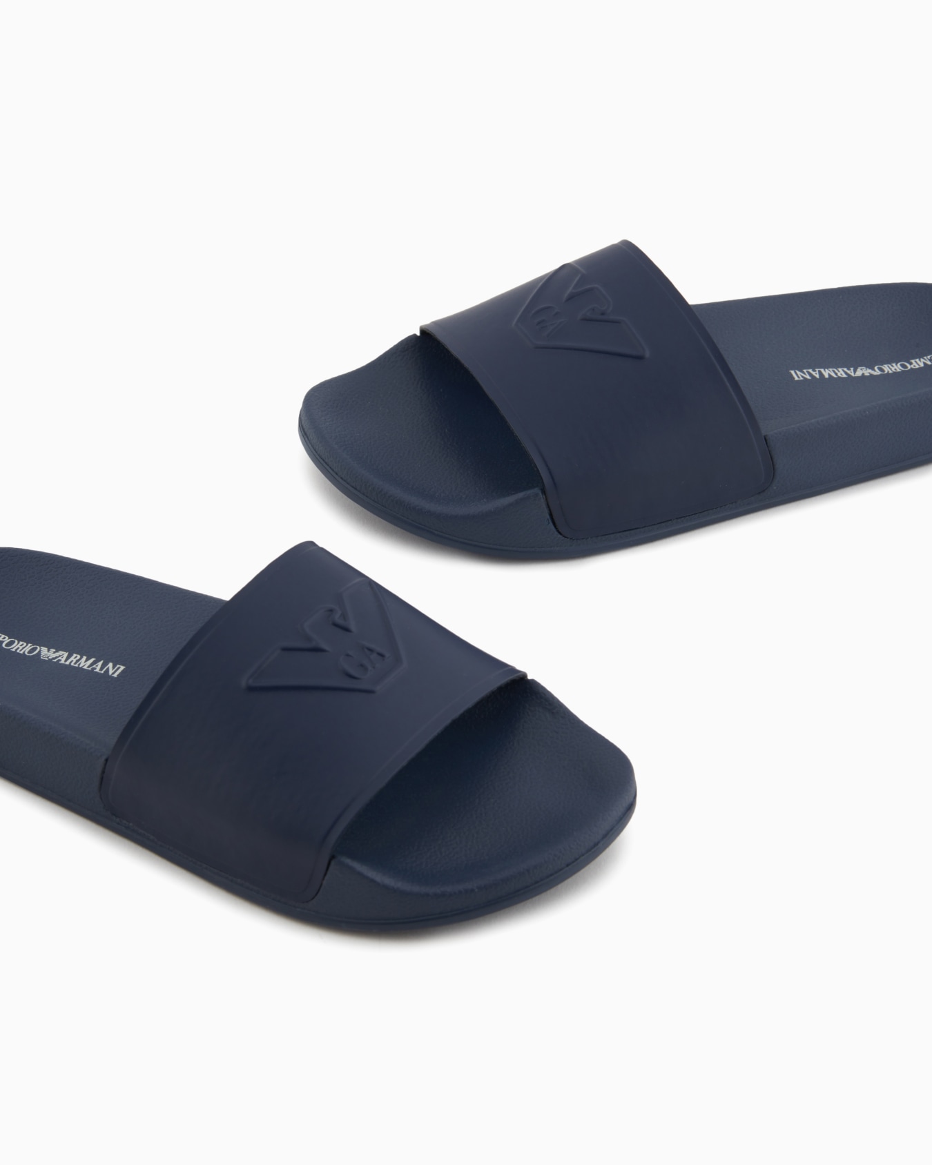 Slides with oversized, embossed logo Slide 4