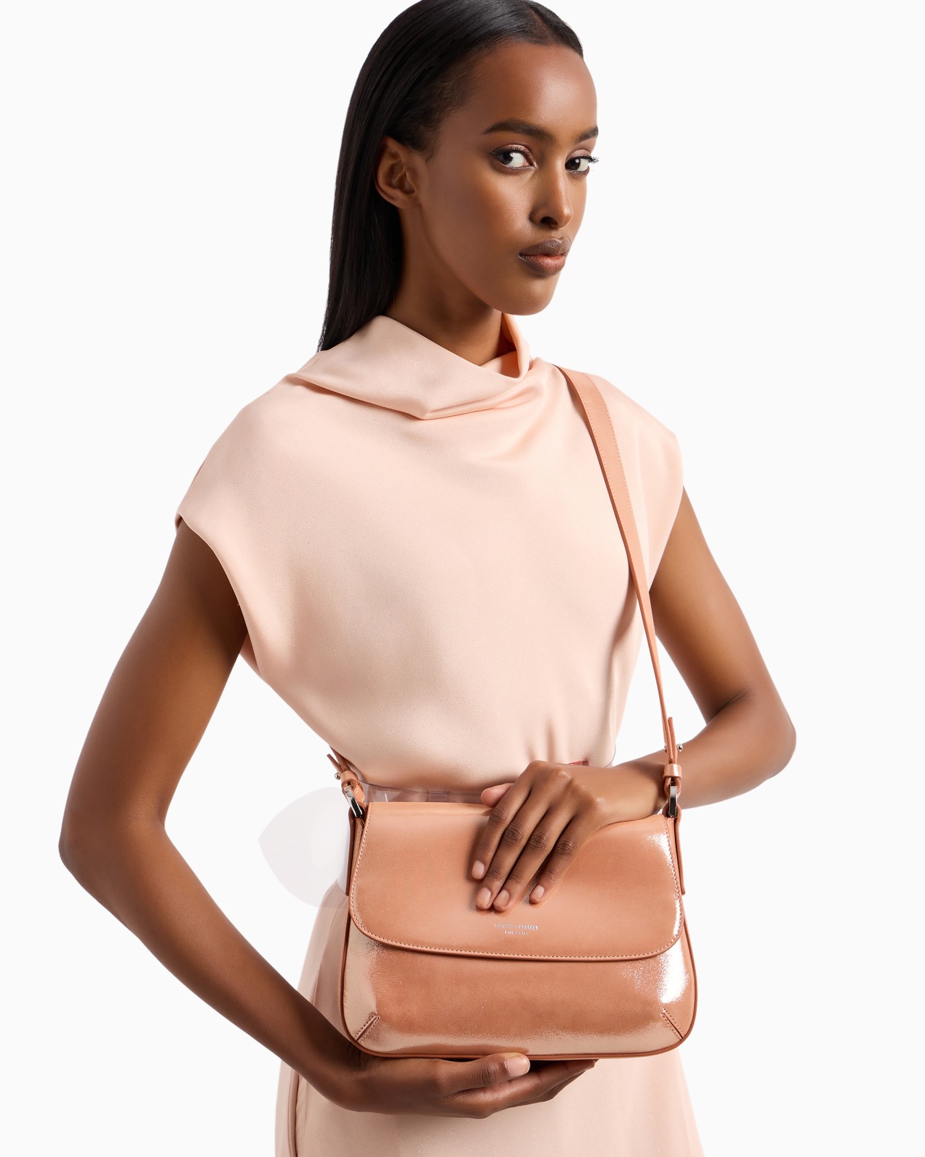 Petit sac à main la Prima souple en nubuck brillant Diapositive 6