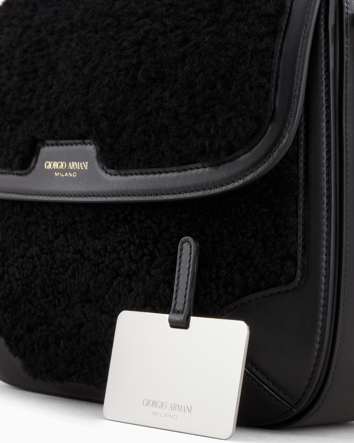 la Prima grande in shearling e pelle Giorgio Armani Neve Slide 4