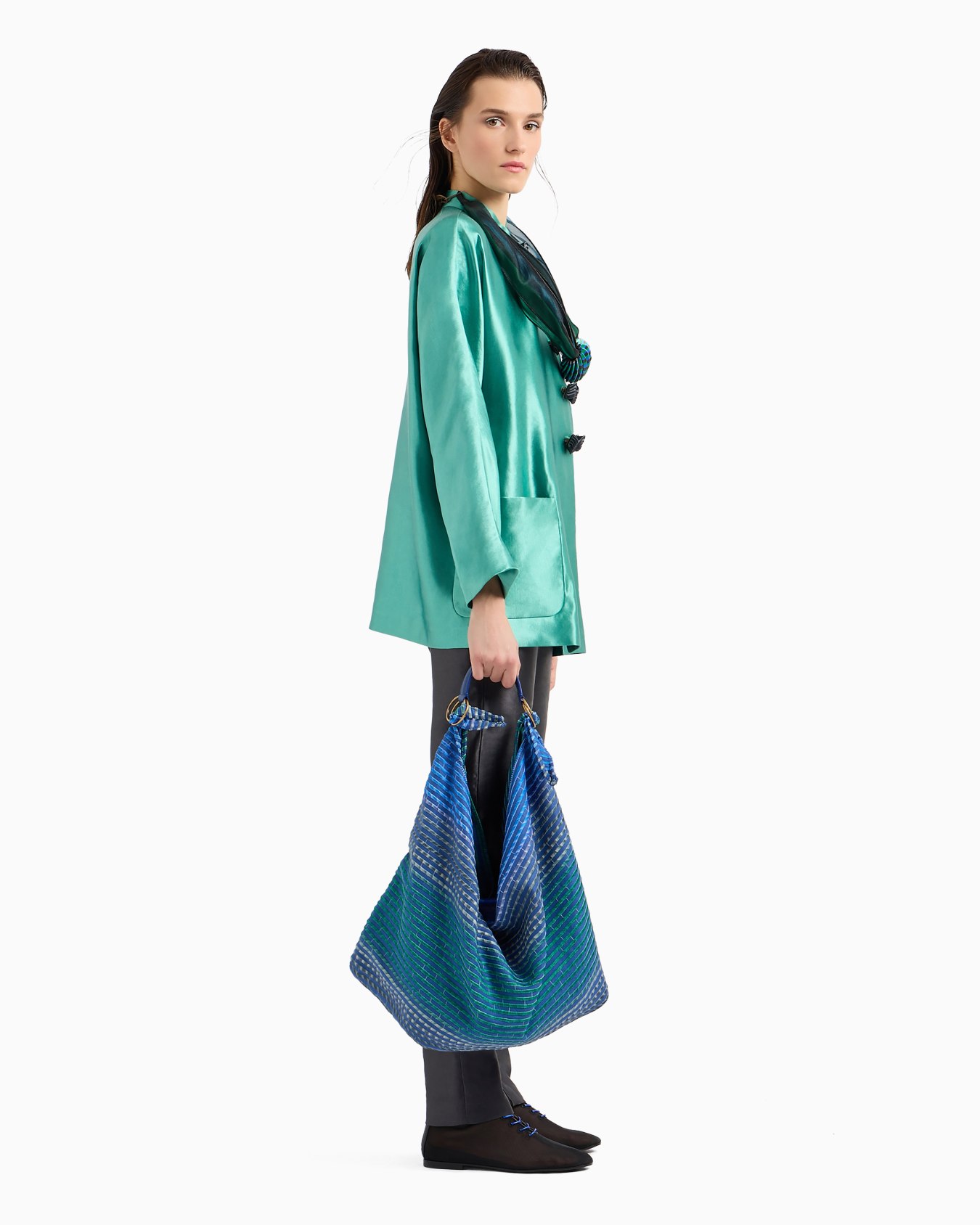 Bolso para colgar al hombro en lona bordada Diapositiva 6