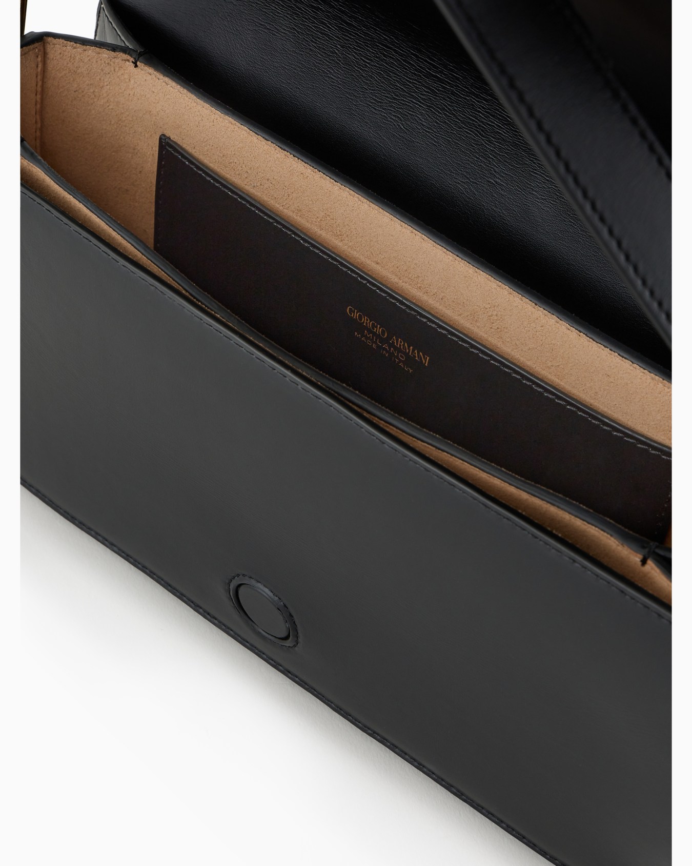 Polished leather baguette bag Slide 3