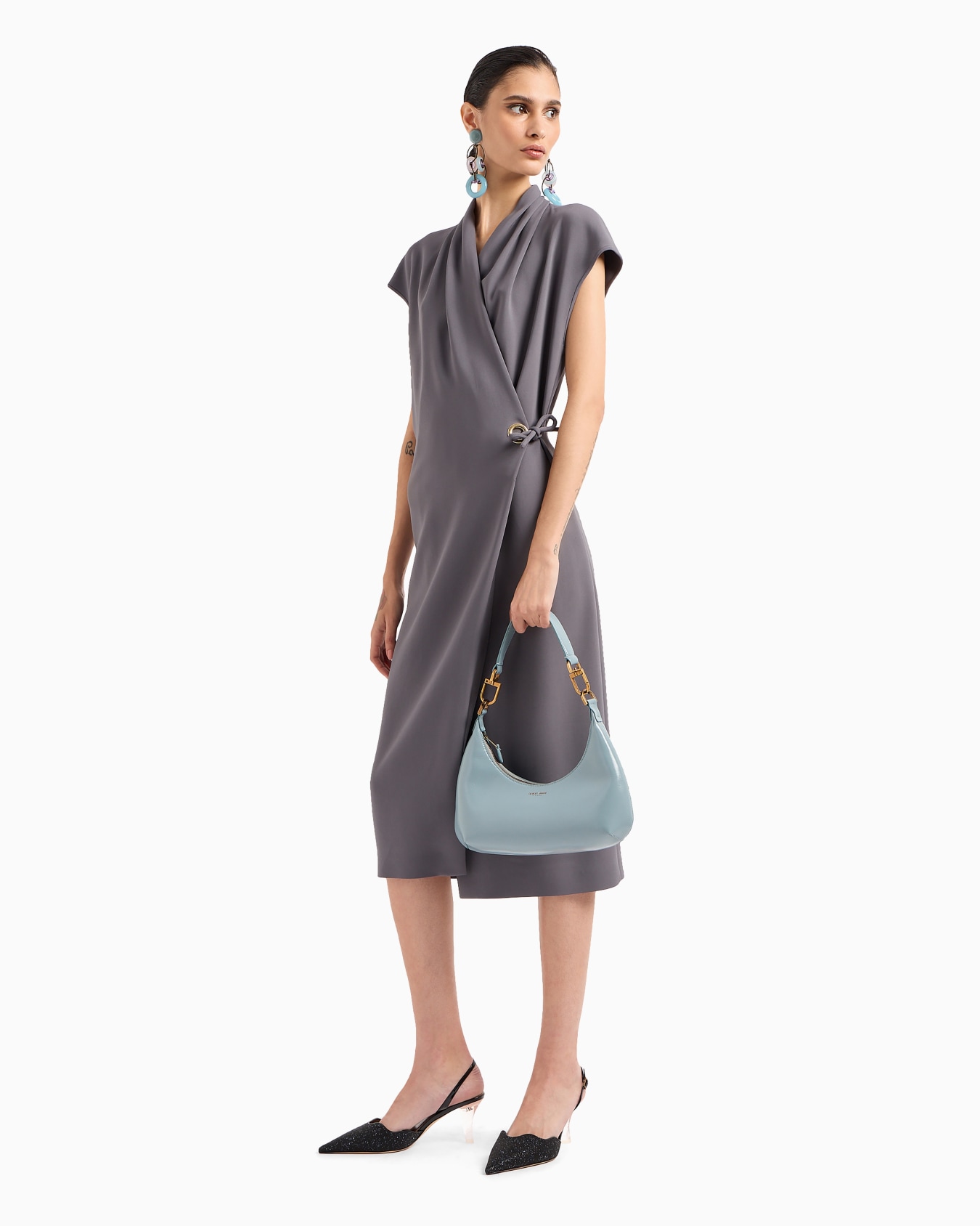 La Prima mini hobo bag in patent nappa leather Slide 5