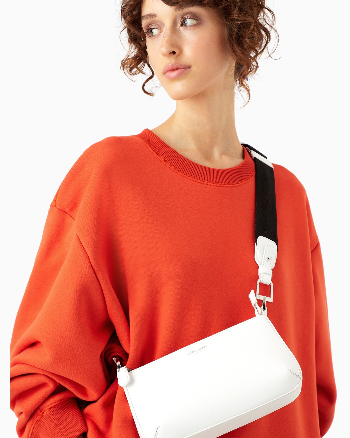 Love Collection genderless medium la Prima leather bag Slide 5