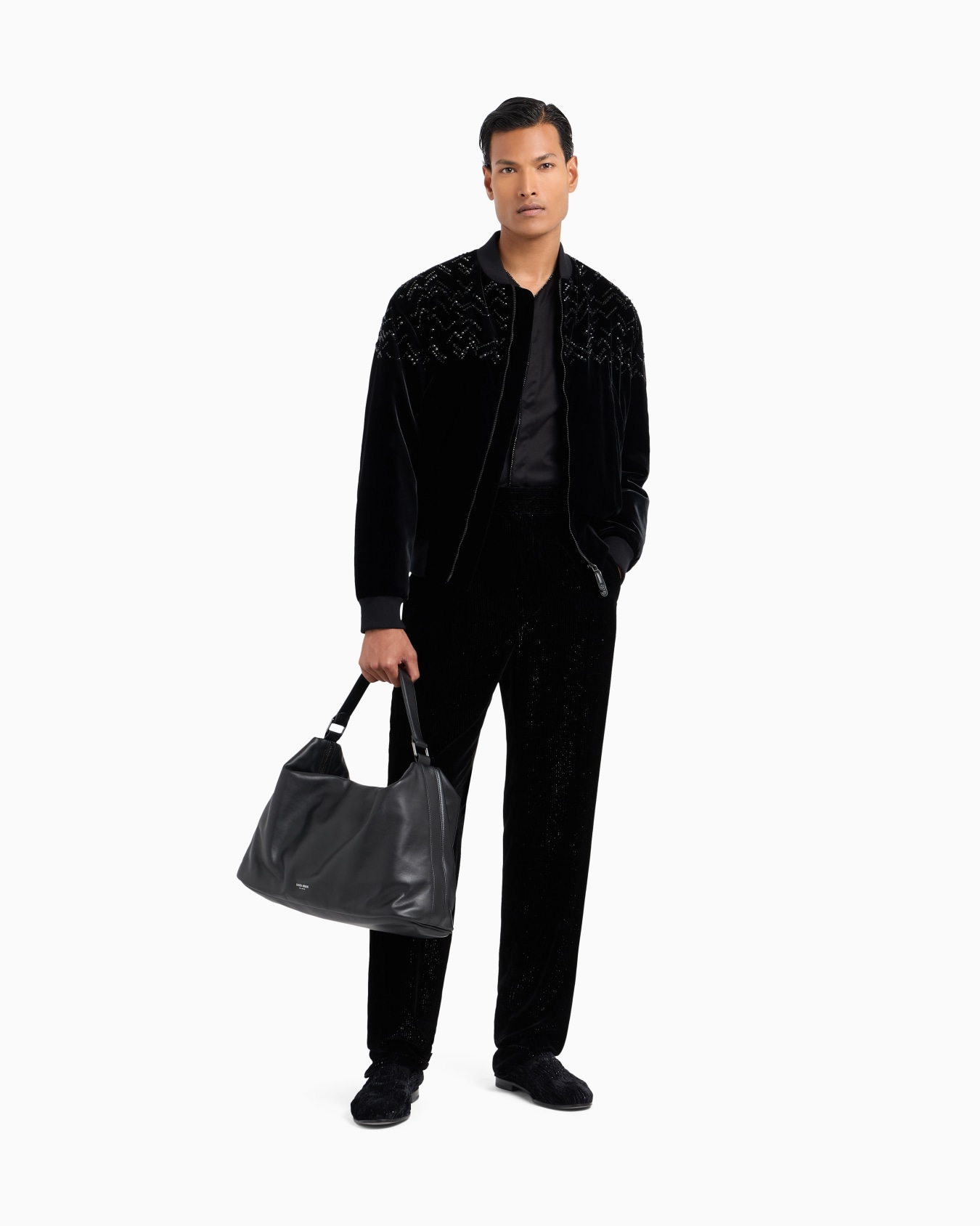 Nappa leather oversized shoulder strap Slide 5