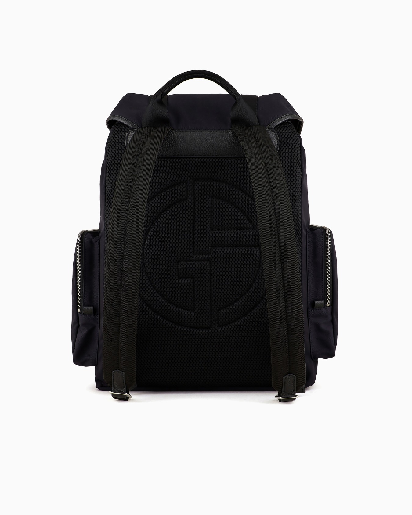 Rucksack aus recyceltem Nylon und genarbtem Leder Folie 2