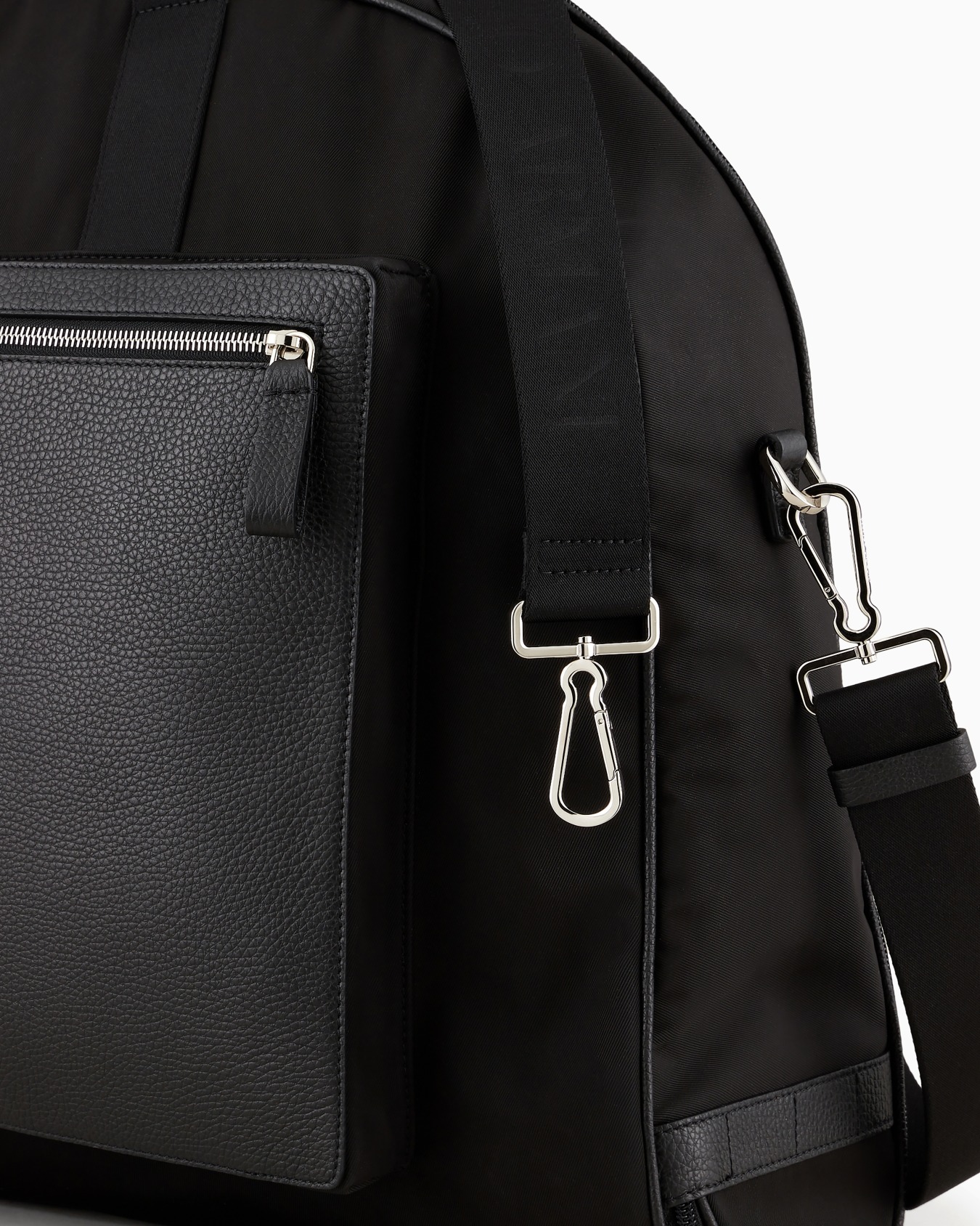 Nylon and pebbled leather suit carrier ASV Slide 4