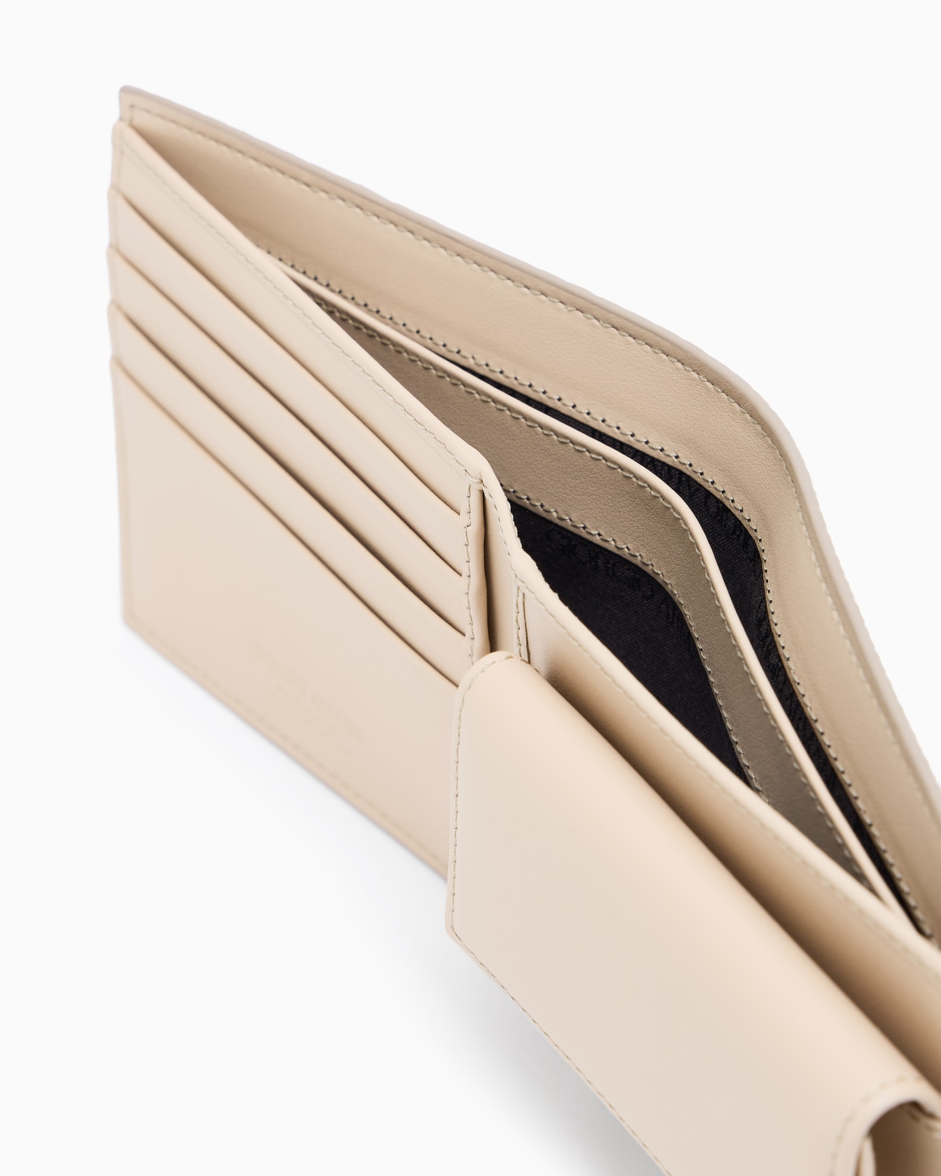Bifold wallet in embossed leather Slide 3