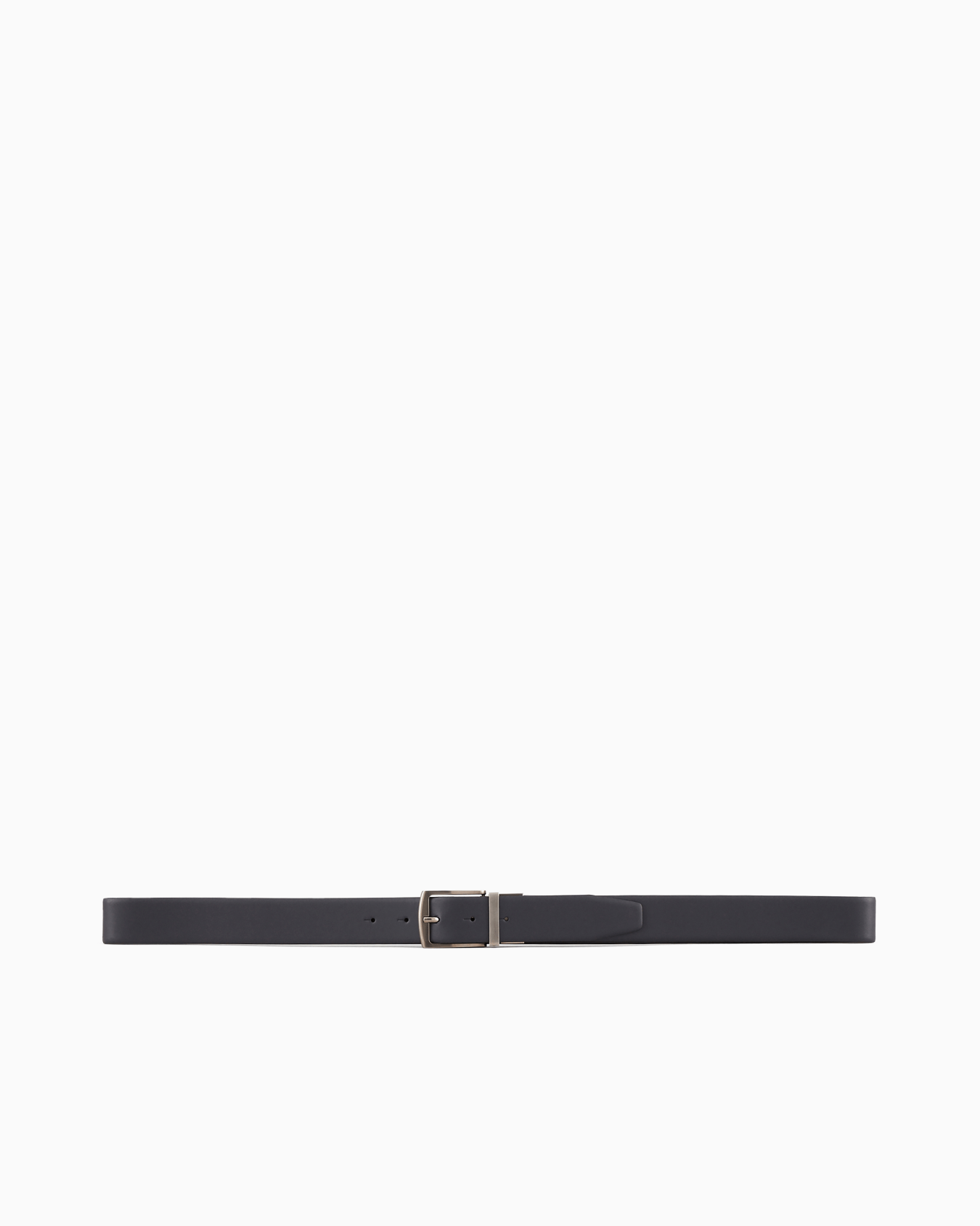 Gift box with reversible leather belt and two buckles Slide 2