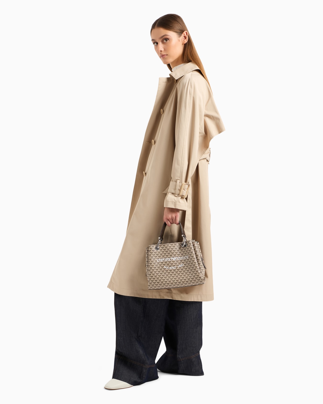 All-over eagle handbag with Milano 1981 logo print Slide 5