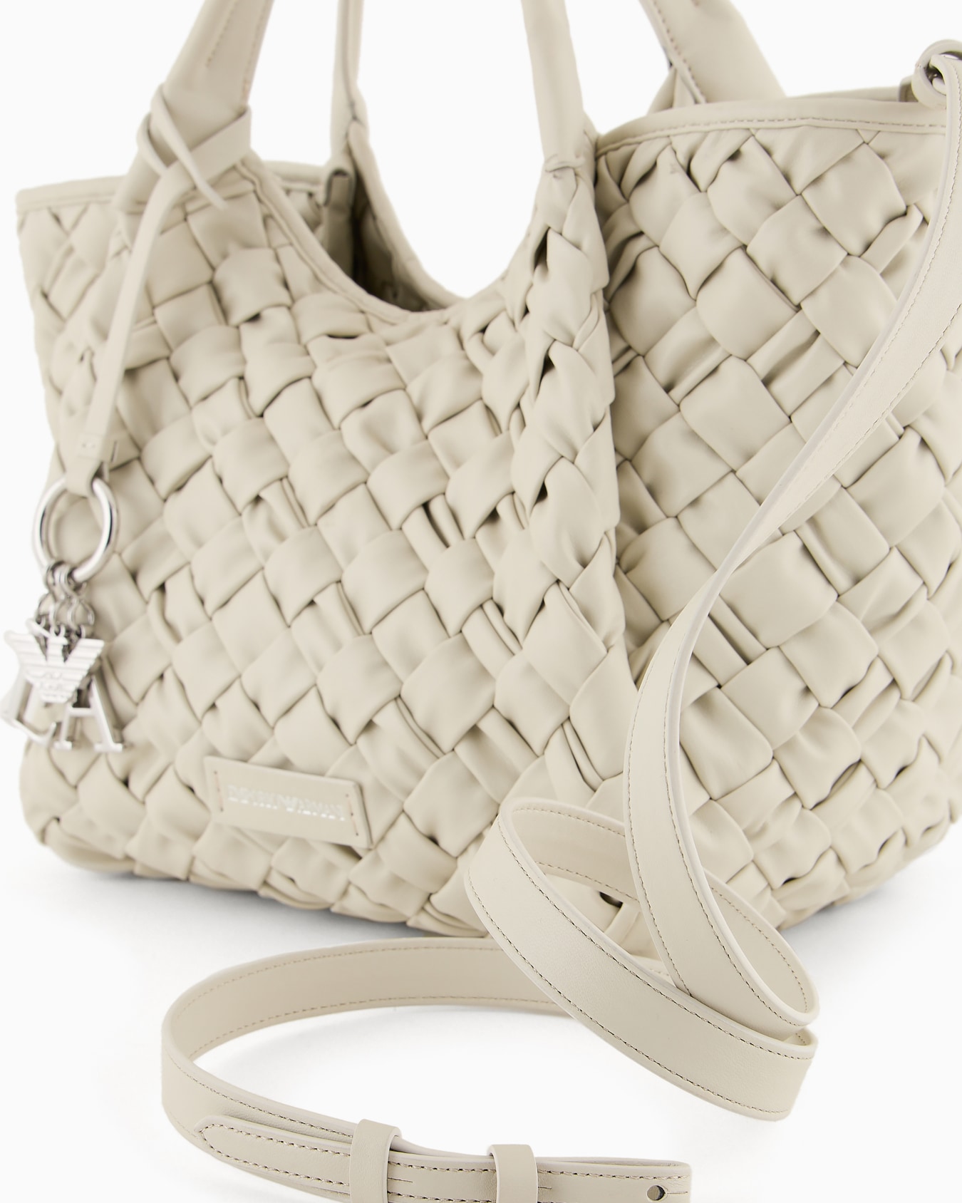 Sac cabas tressé effet nappa avec bijou de sac à logo Diapositive 4